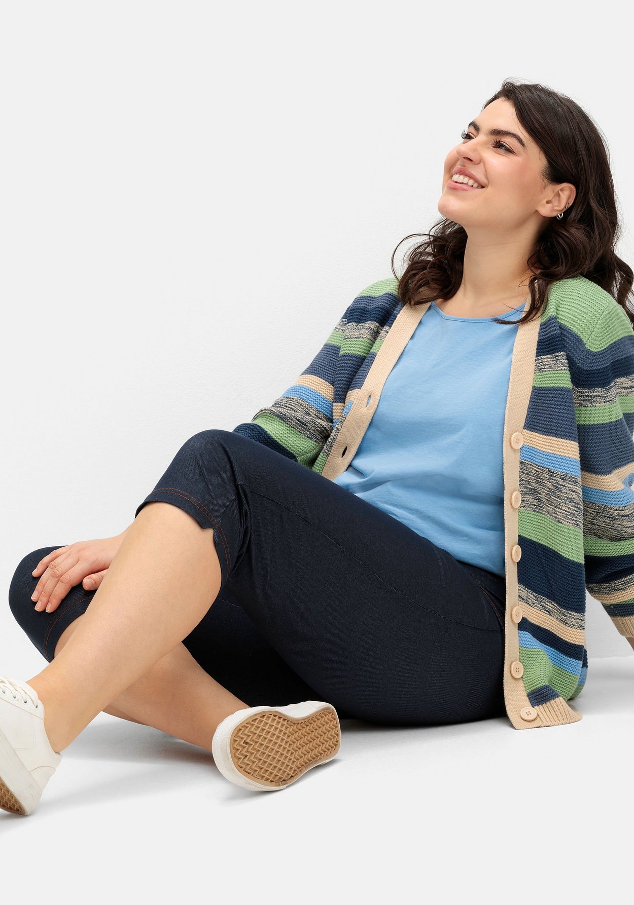 Sheego Caprihose »Extraschmale Caprihose extra schmal in Denim-Optik«