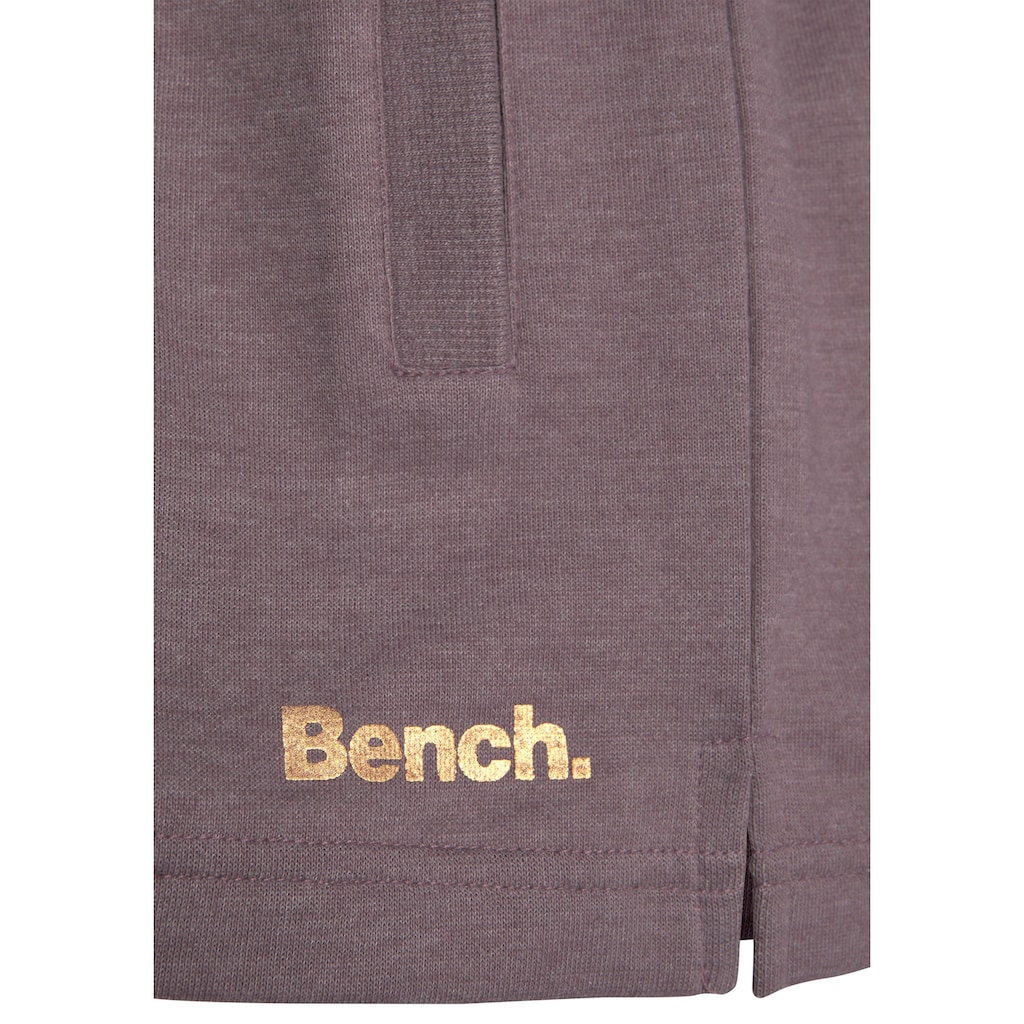 Bench. Loungewear Relaxshorts »-Kurze Sweathose«