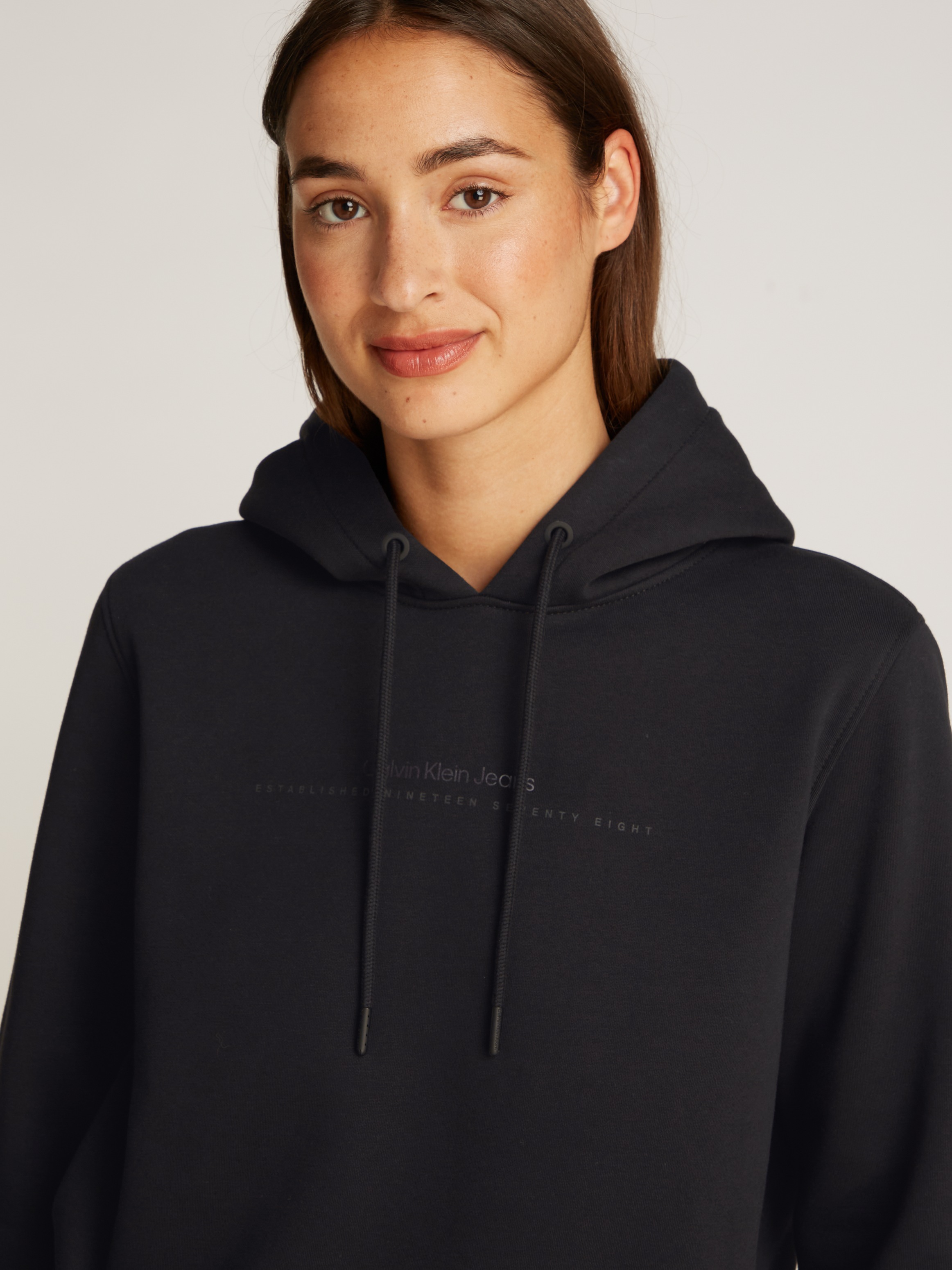 Calvin Klein Jeans Sweatshirt »INSTITUTIONAL GRAPHIC REG HOODIE«, mit Logodruck