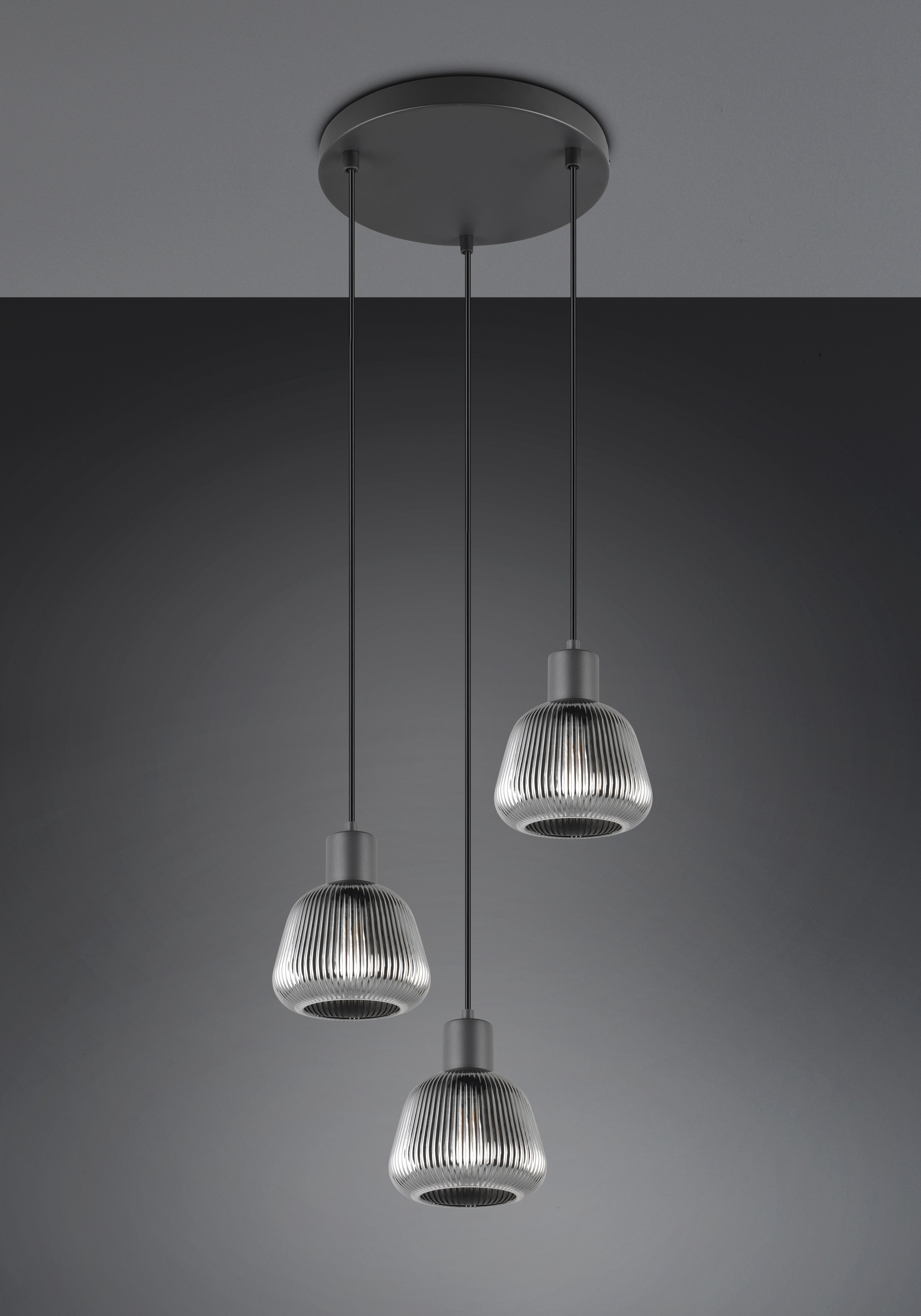 TRIO Leuchten Pendelleuchte »TARIFA, 3-flammige Hängeleuchte exkl 3xE27 max 25W, Glas Hängelampe« E27 1 Stk. warmweiß - kaltweiß höhenverstellbar max 150cm Glas in Riffeloptik und leicht verspiegelt