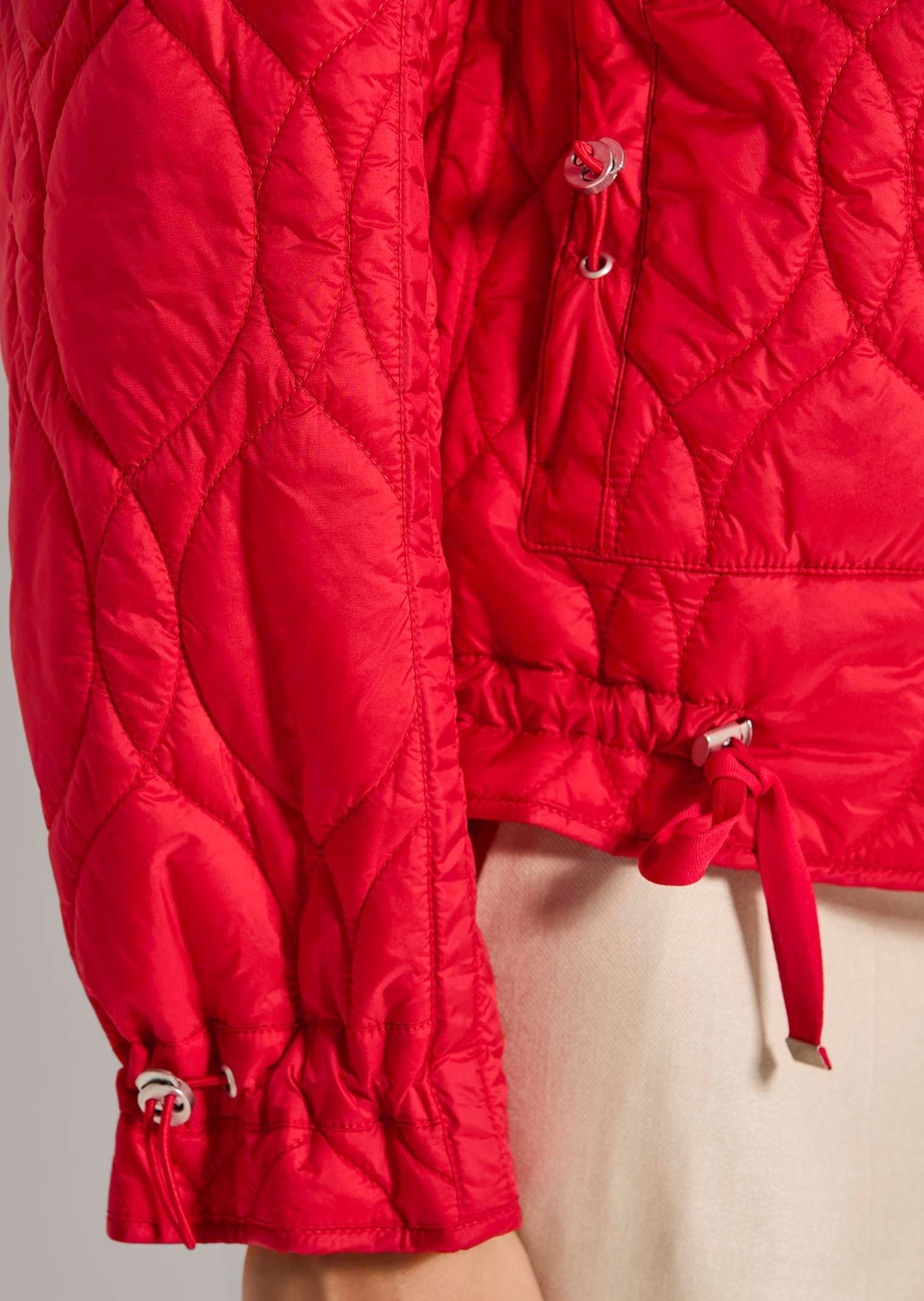 MADELEINE Kurzjacke »Jacke Jacke aus leicht wattiertem Sommer-Stepp«