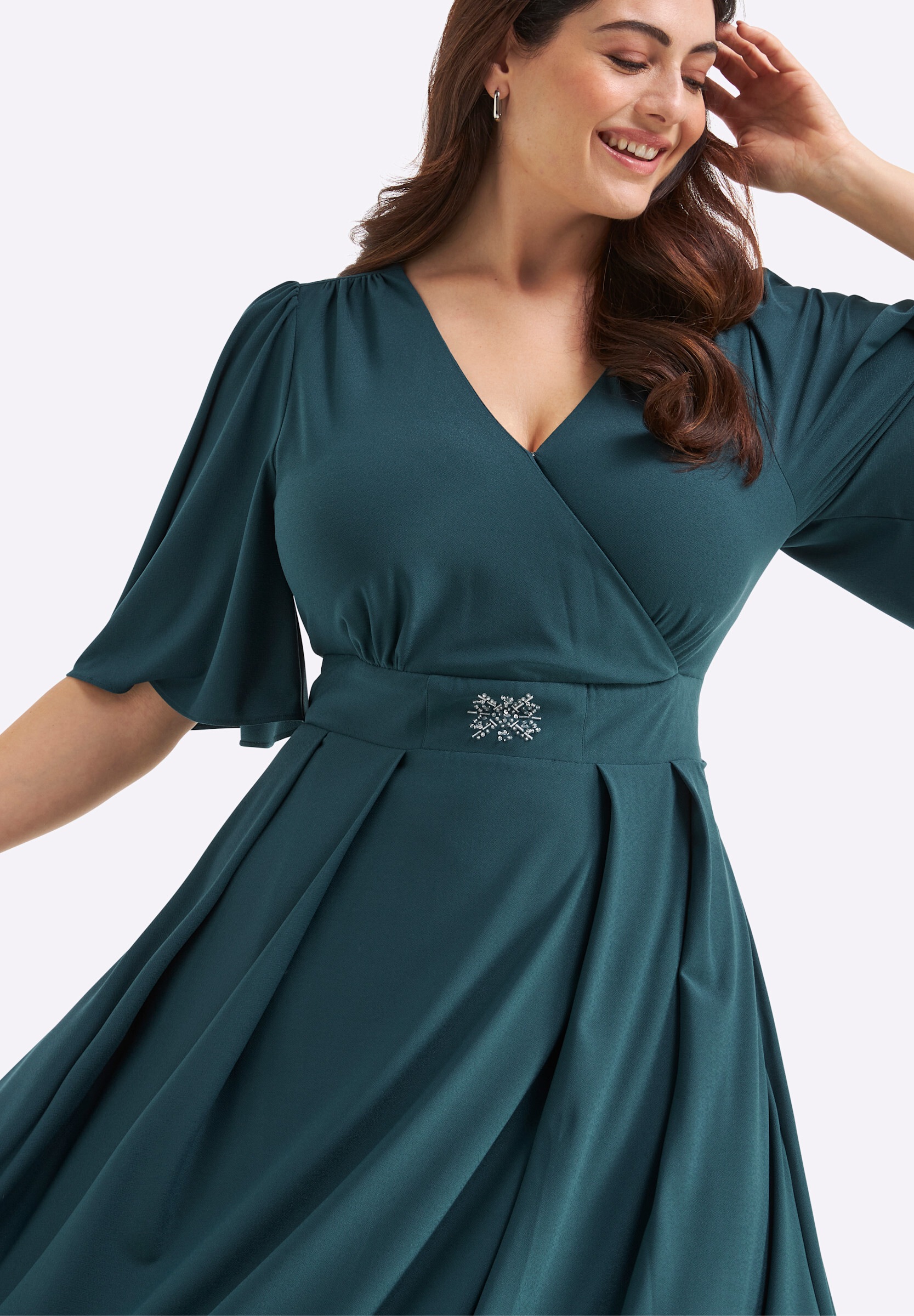Sheego Cocktailkleid »Abendkleid Abendkleid mit Stickerei am Taillenbund« Ohne Tasche