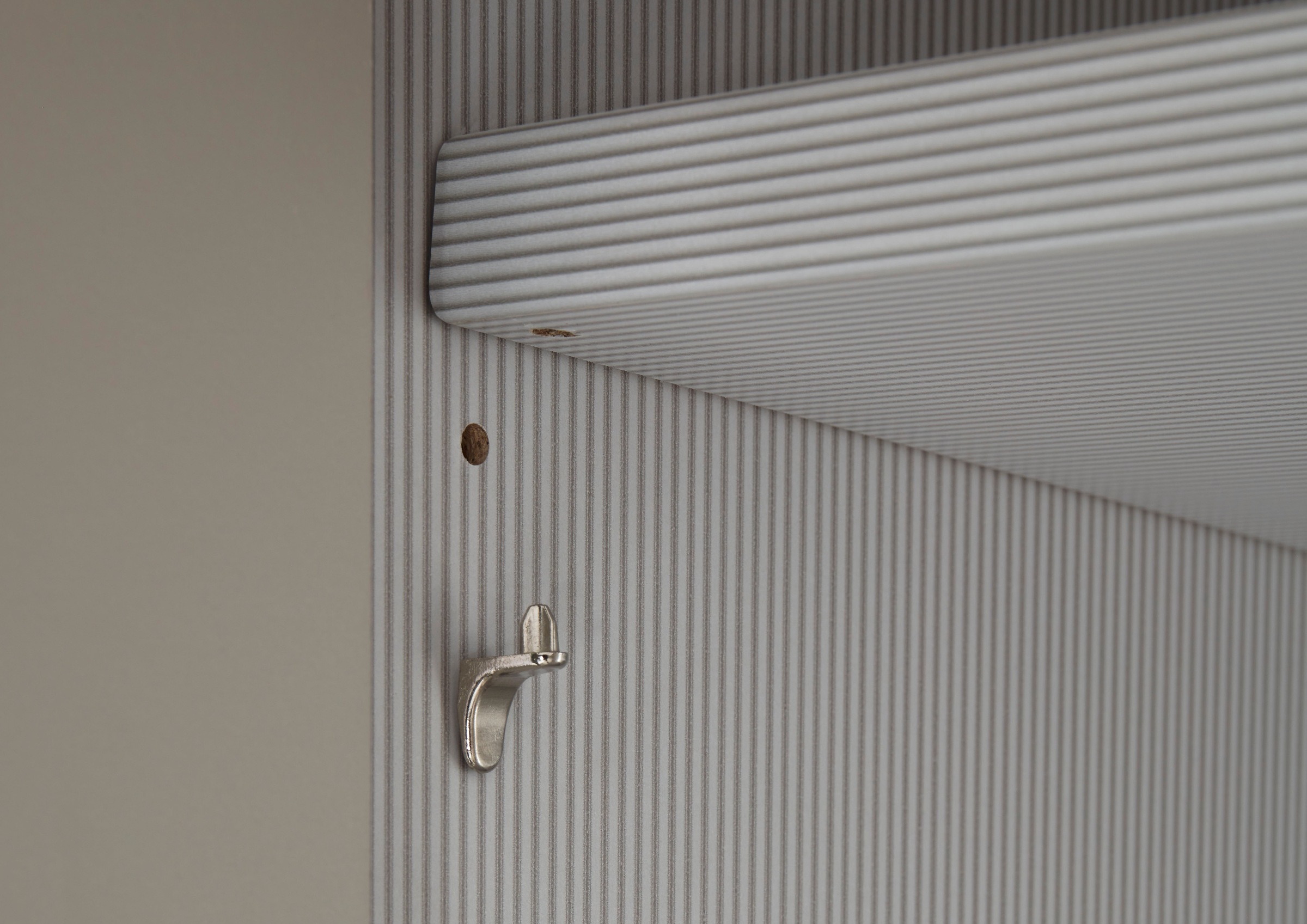 WIEMANN Drehtürenschrank »Lagos« in 4 Breiten und mit 3 verschiedenen Ausstattungspaketen erhältlich,  inkl. Türendämpfung