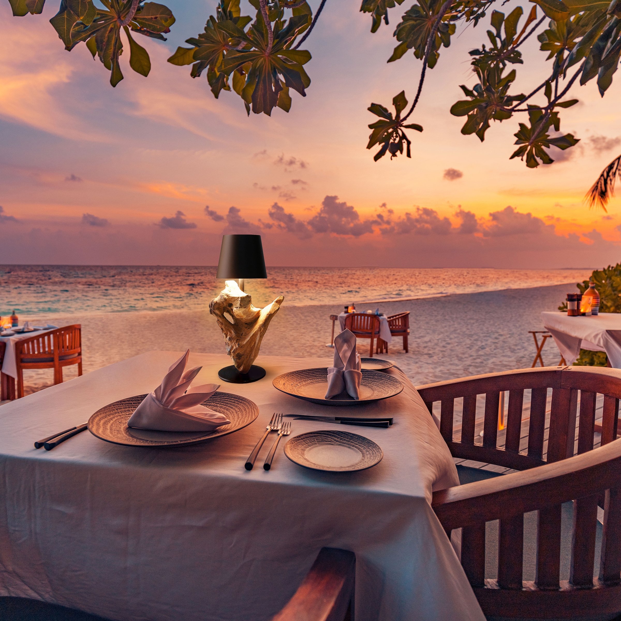 SalesFever LED Tischleuchte »Akku« 1 Stk. Warmweiß tragbar und wiederaufladbar,  stufenloses Dimmen