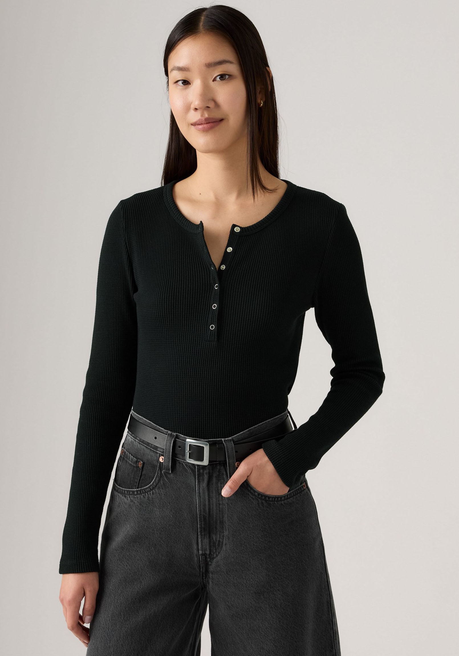 Levi's® Langarmshirt »DRY GOODS HENLEY« Mit Waffelstruktur- Muster