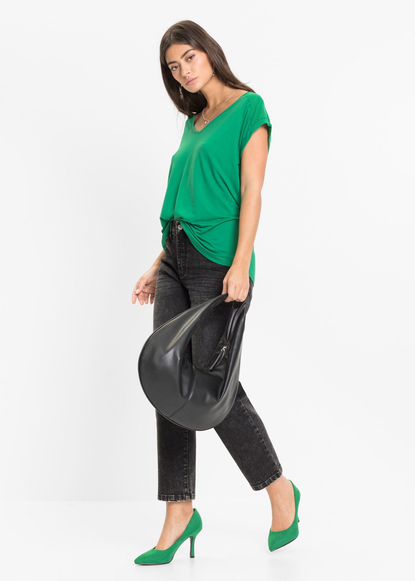 bonprix T-Shirt »Shirt aus Viskose-Mix« lockere Passform, Kurzarm, aus Viskose-Mix, mit hochwertiger Spitze