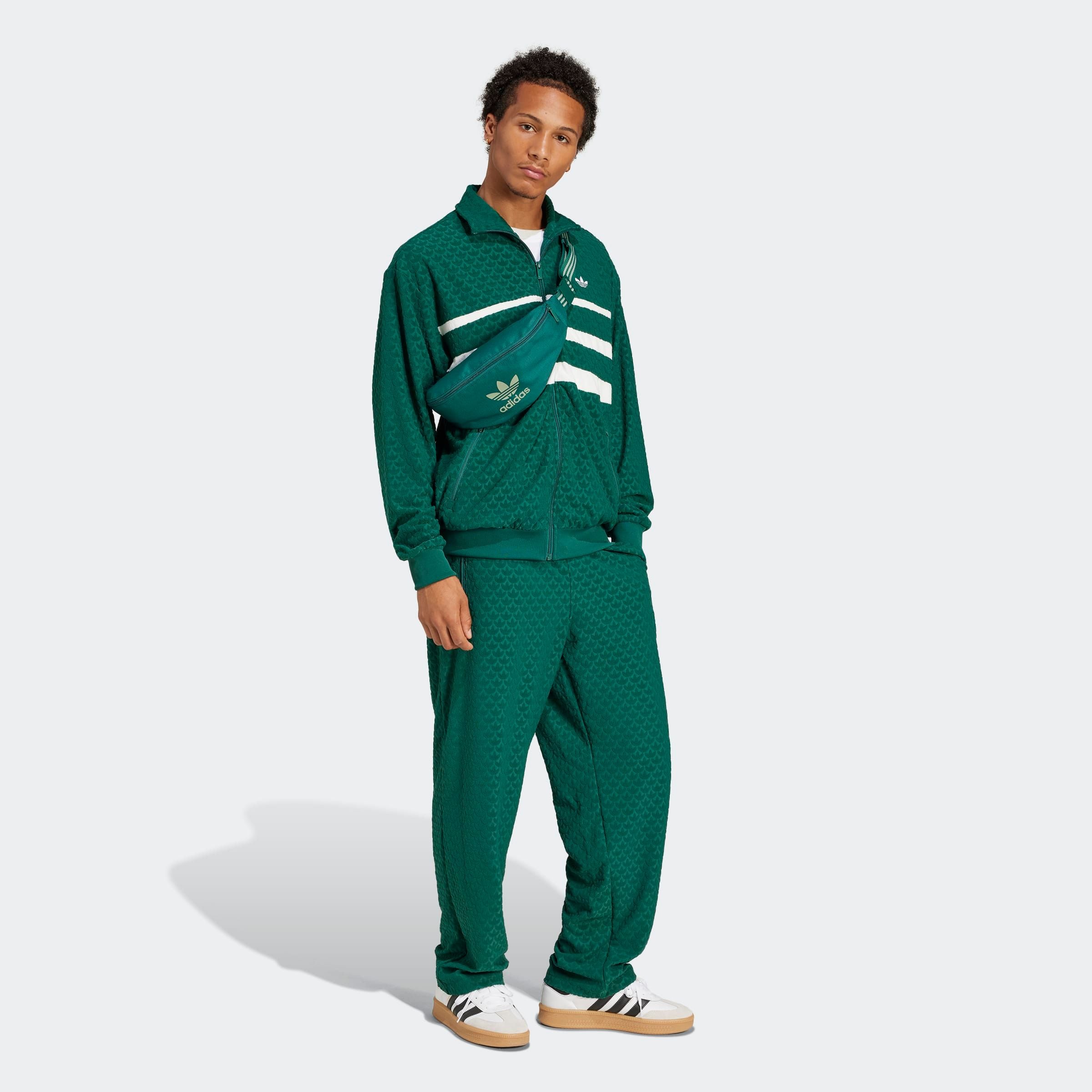 adidas Originals Sporthose »Q12 MONOGRAM TR«, (1 tlg.)