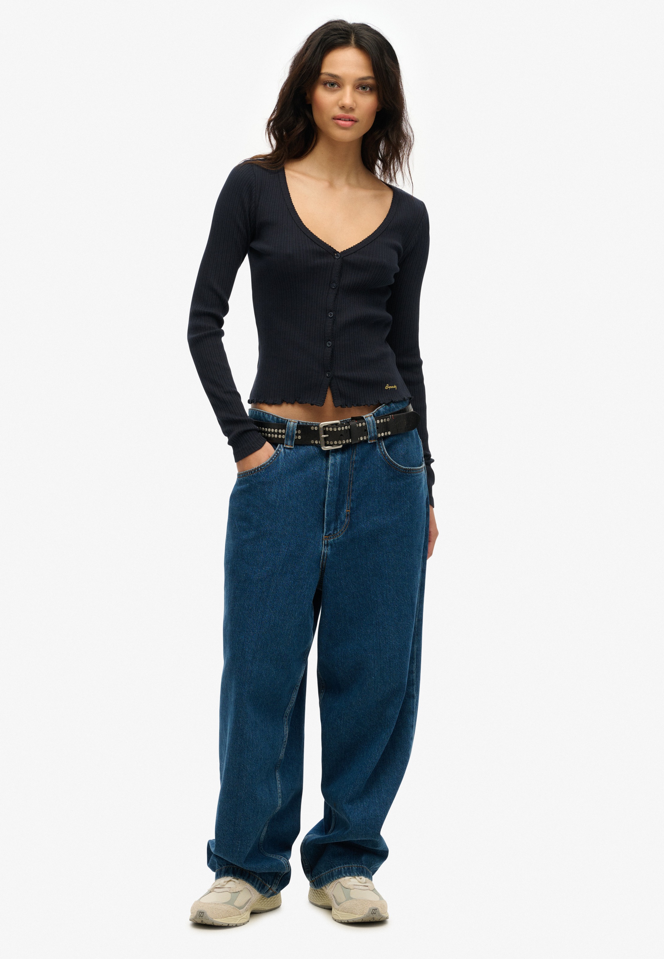 Superdry Langarmshirt »ESSENTIAL BUTTON THRU LS TOP« Baumwolle, skinny fit