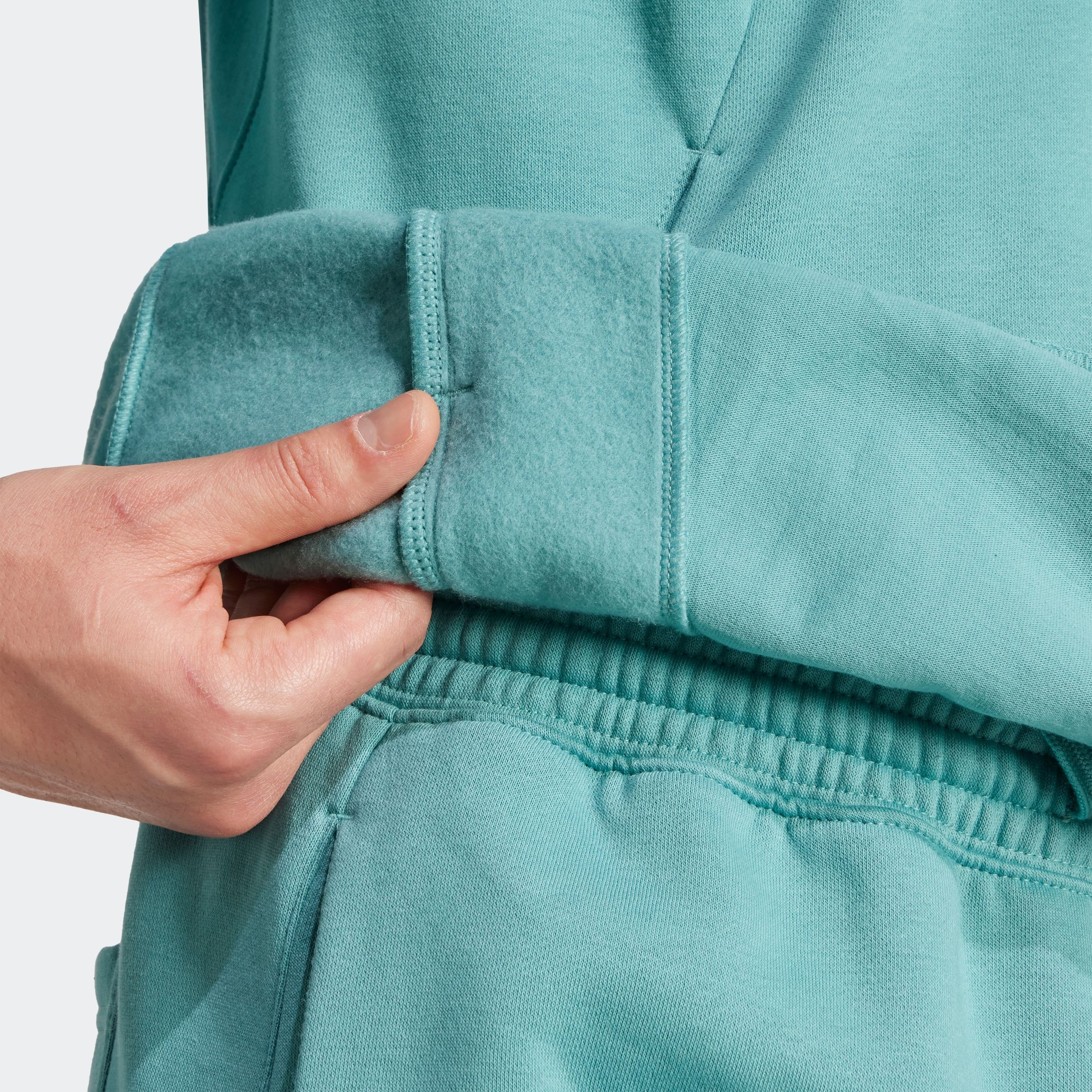 adidas Sportswear Kapuzensweatshirt »M A SZN FL HD«, (1 tlg.), weiches Fleecematerial