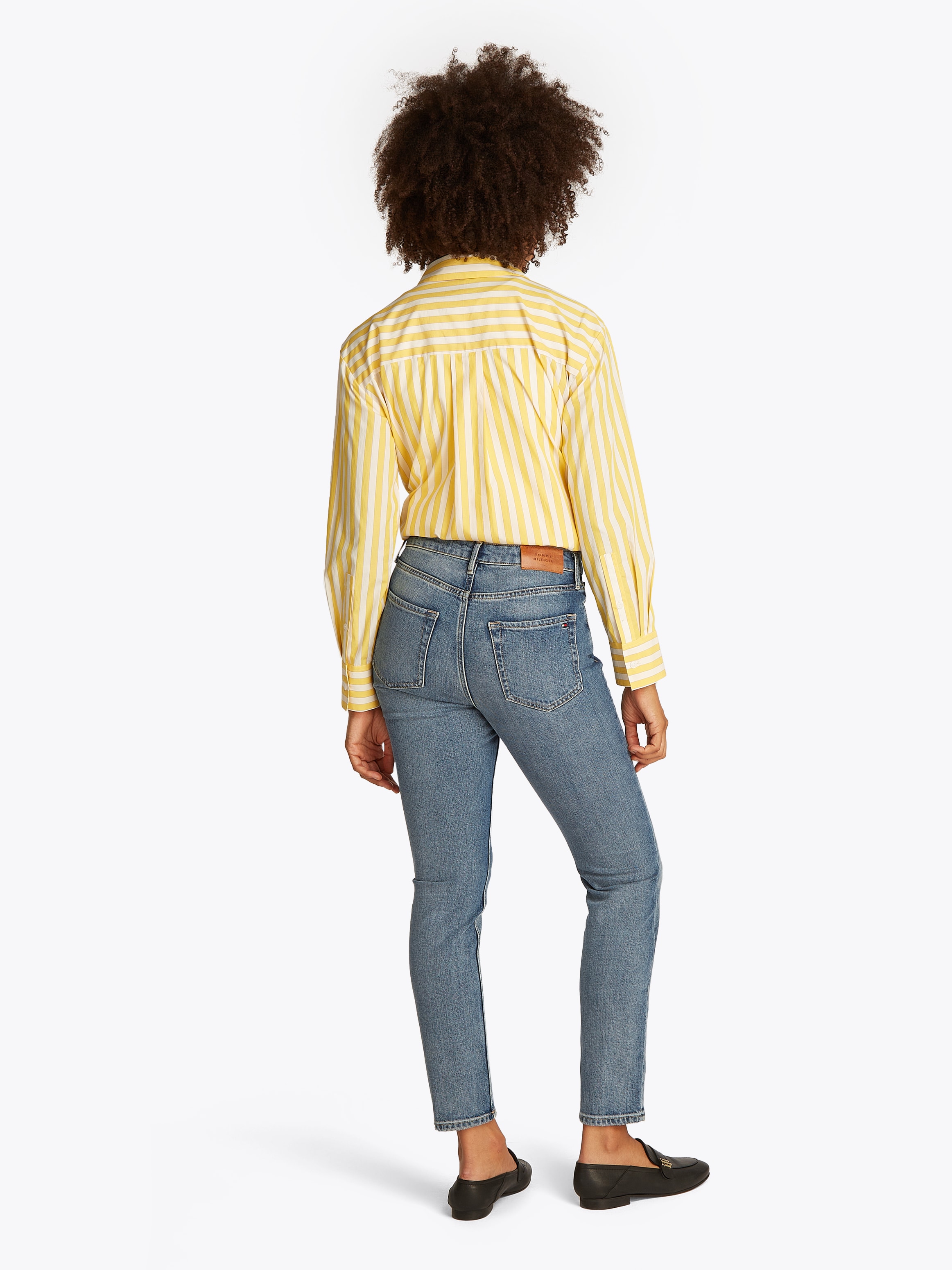 Tommy Hilfiger Slim-fit-Jeans »Slim Cigarette High Waist«, mit Logo-Badge, in blauer Waschung