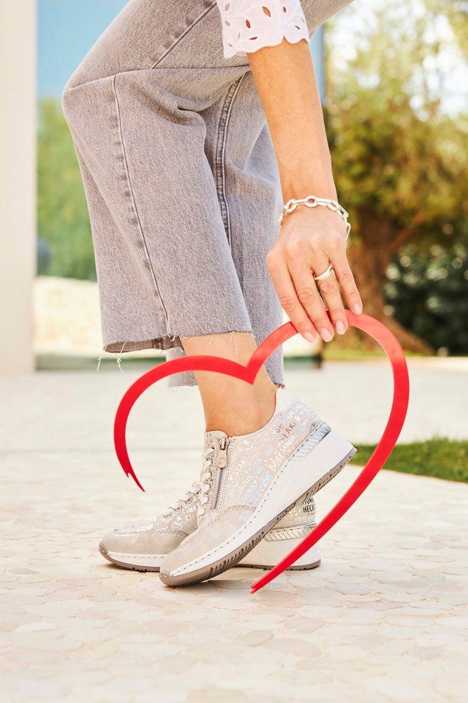 Rieker Sneaker, mit Lettern bedruckt, Freizeitschuh, Halbschuh, Schnürschuh