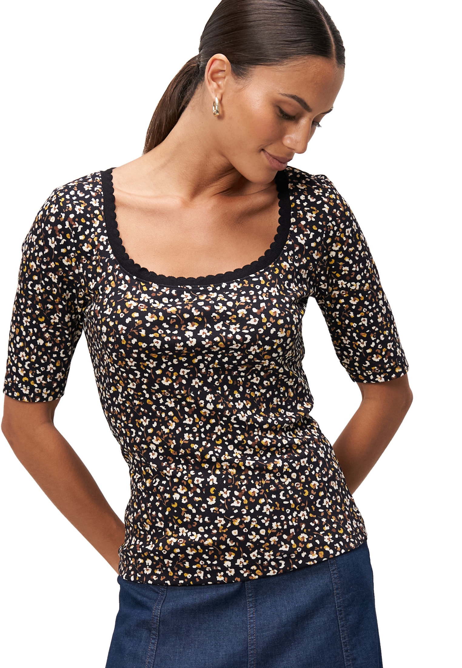 Zero Kurzarmshirt »Blumenshirt mit Wellensaum«