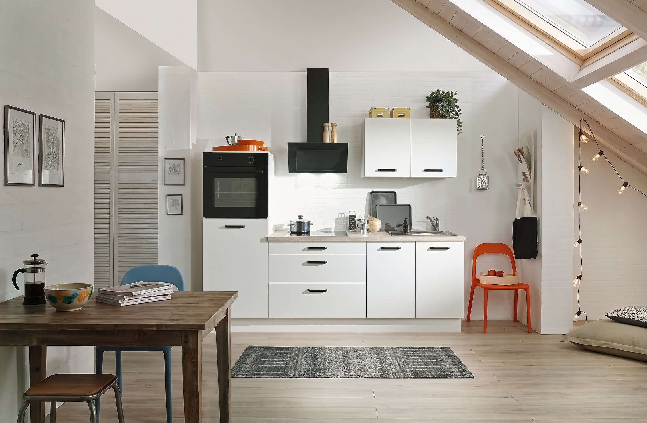 wiho Küchen Küchenzeile »Compact: Kleines Format, große Ausstattung, optional mit E-Geräten« Variante ohne Kühlschrank, Breite 240 cm