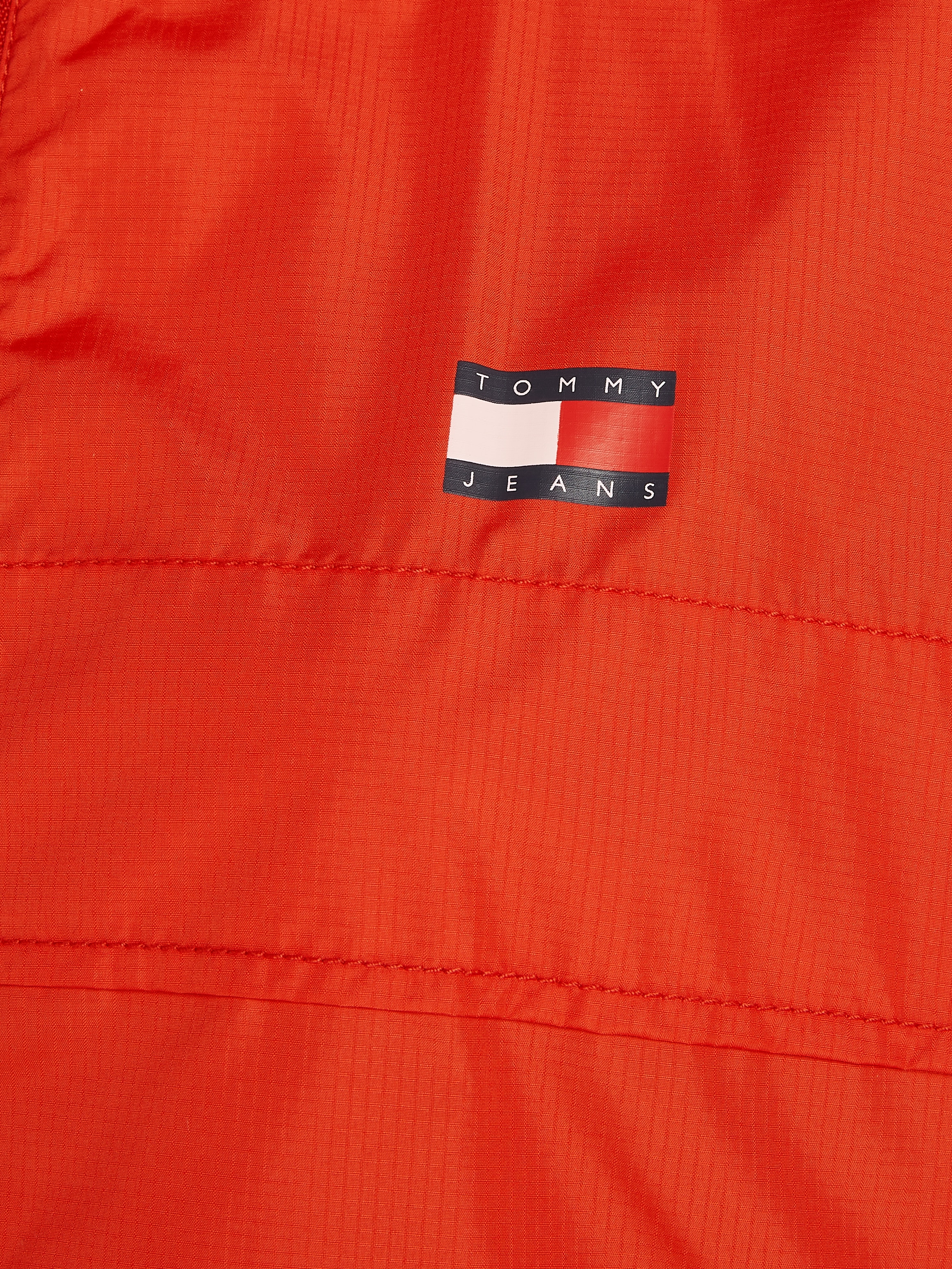 Tommy Jeans Windbreaker »TJW CRP LT CHICAGO«, in modischer Cropped Form