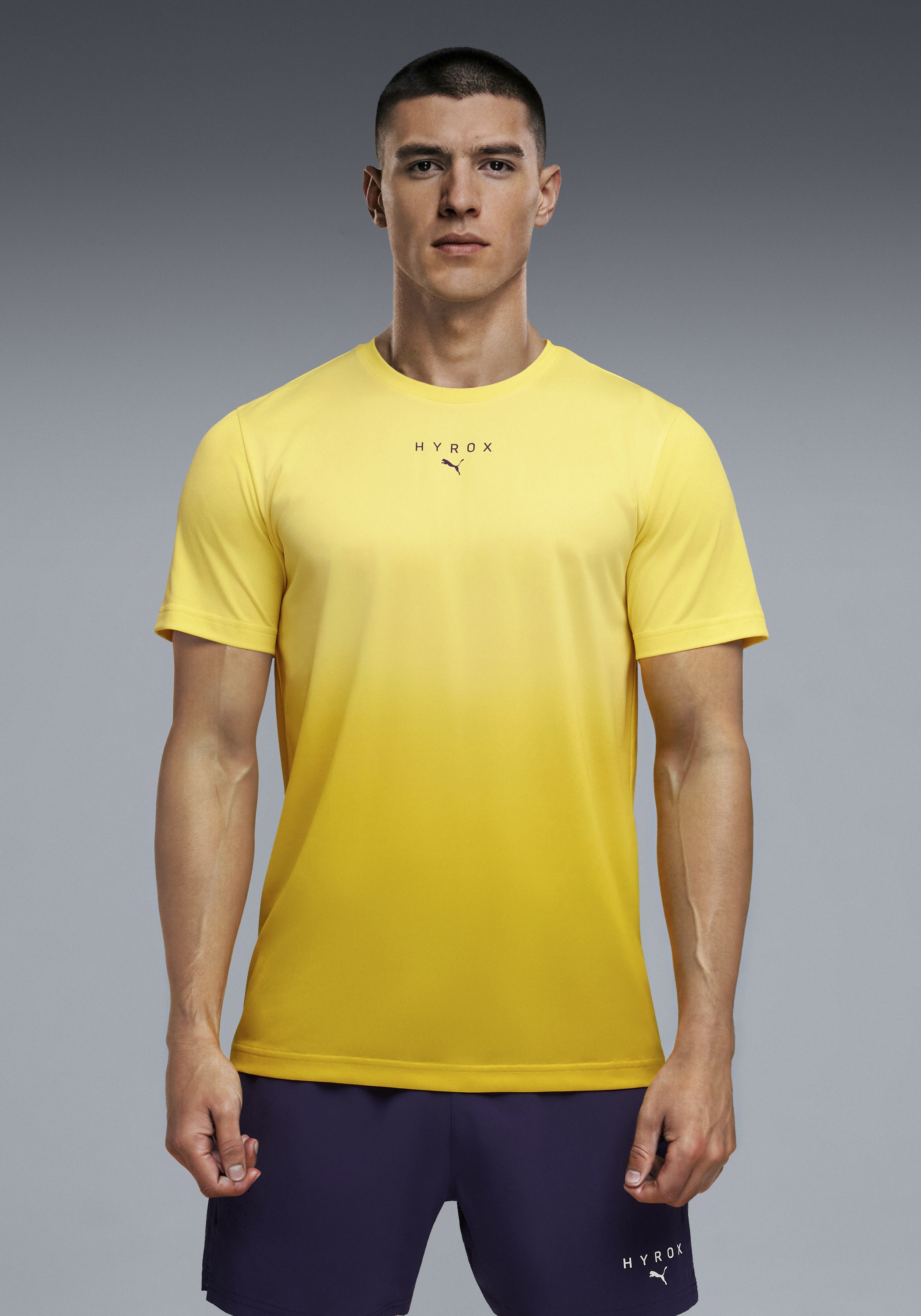 PUMA Trainingsshirt »M  X HYROX POLY GRAPHIC TEE« reguläre Passform, Kurzarm, für Fitness und sportliche Aktivitäten