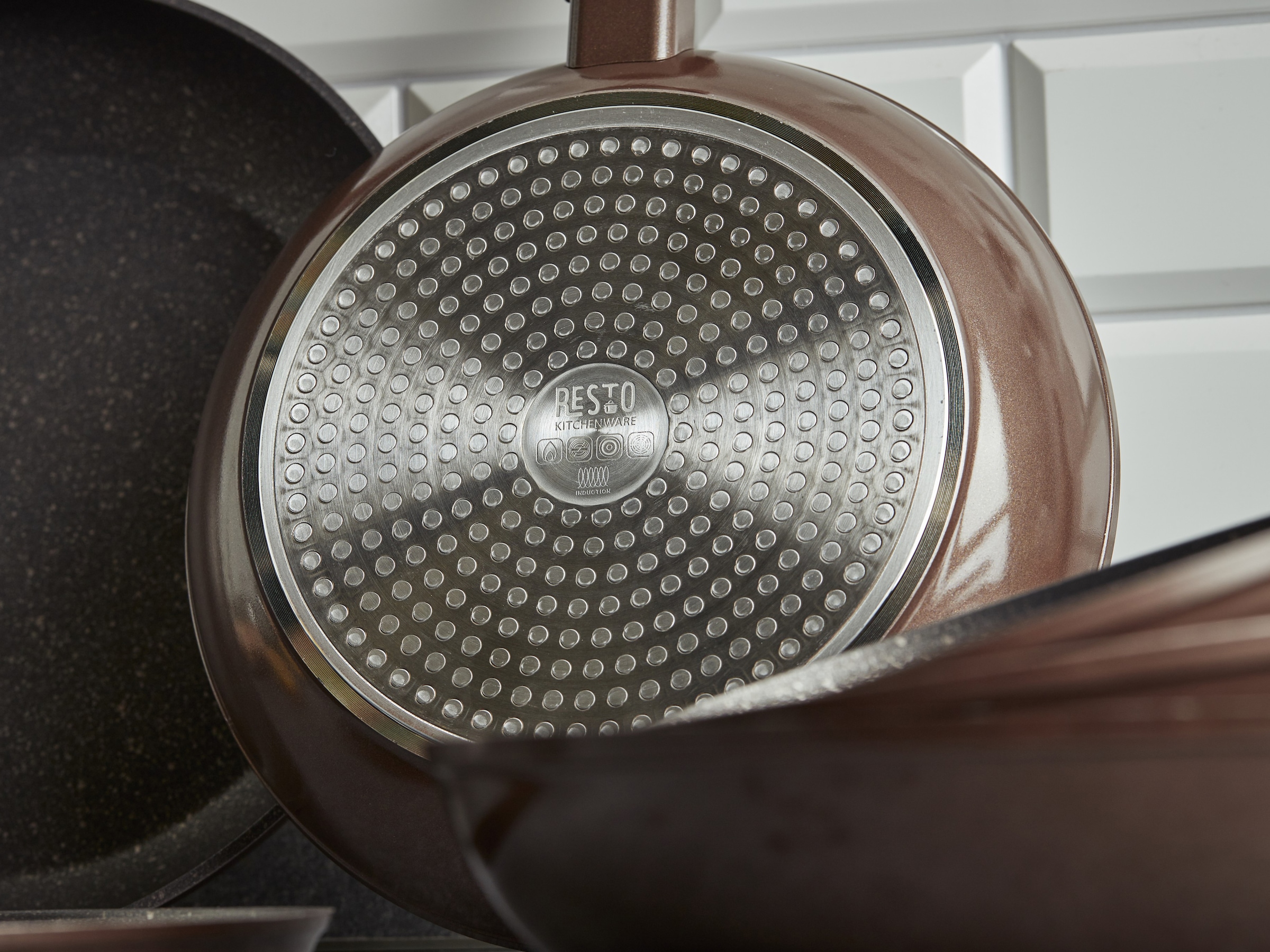 RESTO Kitchenware Pfannen-Set »Carina, antihaftbeschichtet und spülmaschinenfest« Aluminium Set, 1x Bratpfanne Ø 24, 1x Bratpfanne Ø 28, 2 Stk. tlg. für alle Herdarten geeignet, auch Induktion