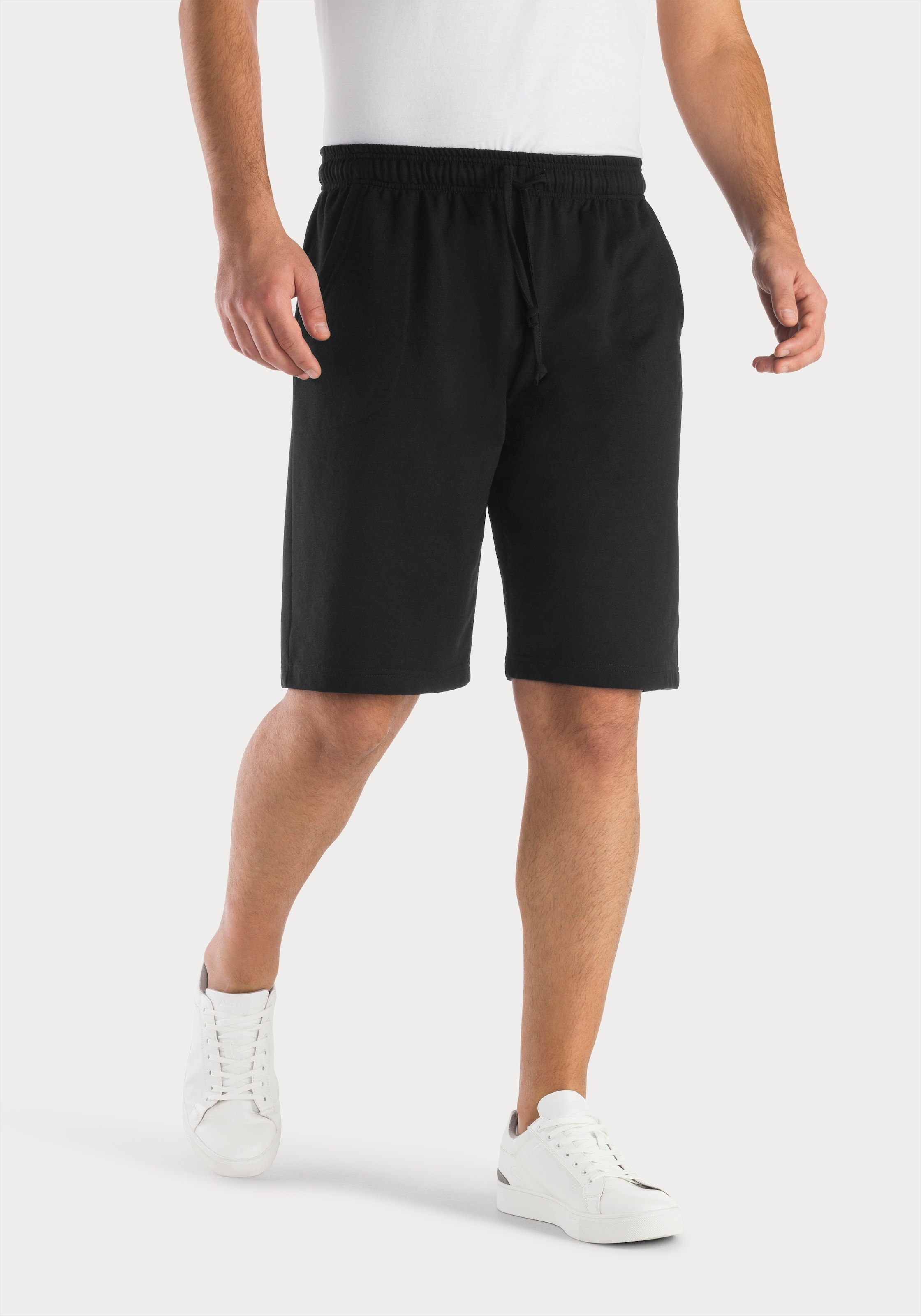 KangaROOS Sweatshorts »kurze Jogginghose«, aus weicher Sweatware mit Kordel