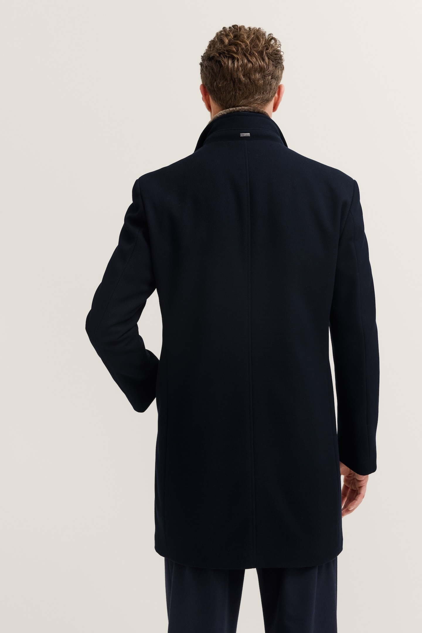 bugatti Kurzmantel »Flexcity Stretch« mit Westen-Einsatz und Kunstfellkragen