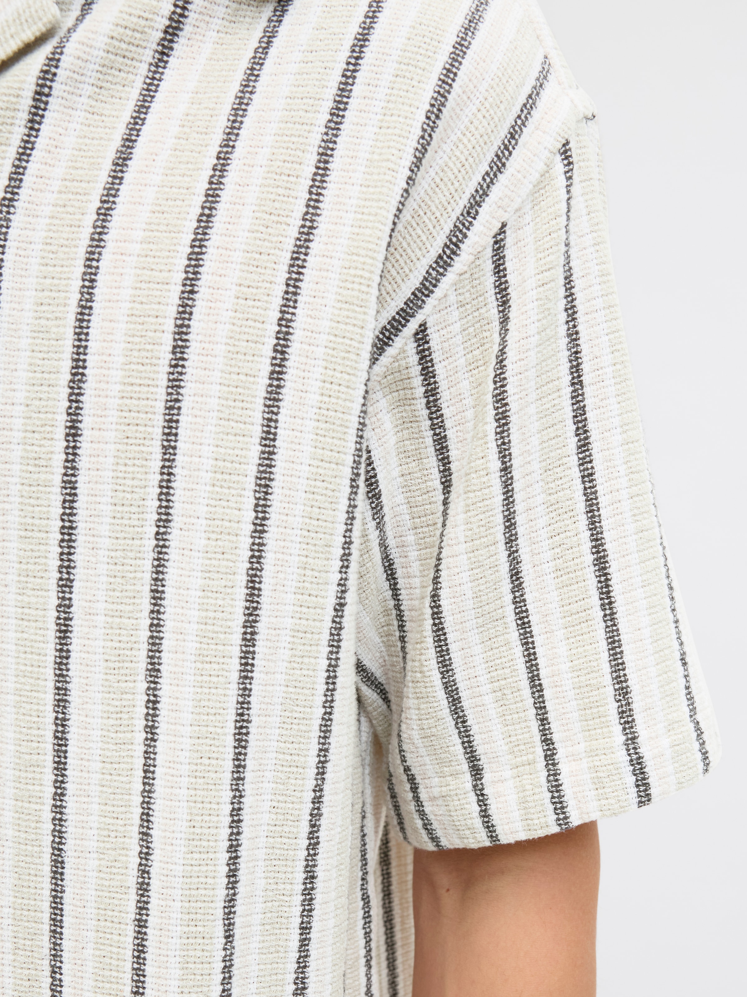 Jack & Jones Kurzarmhemd »JORCOBA STRIPE RESORT SHIRT SS SN«