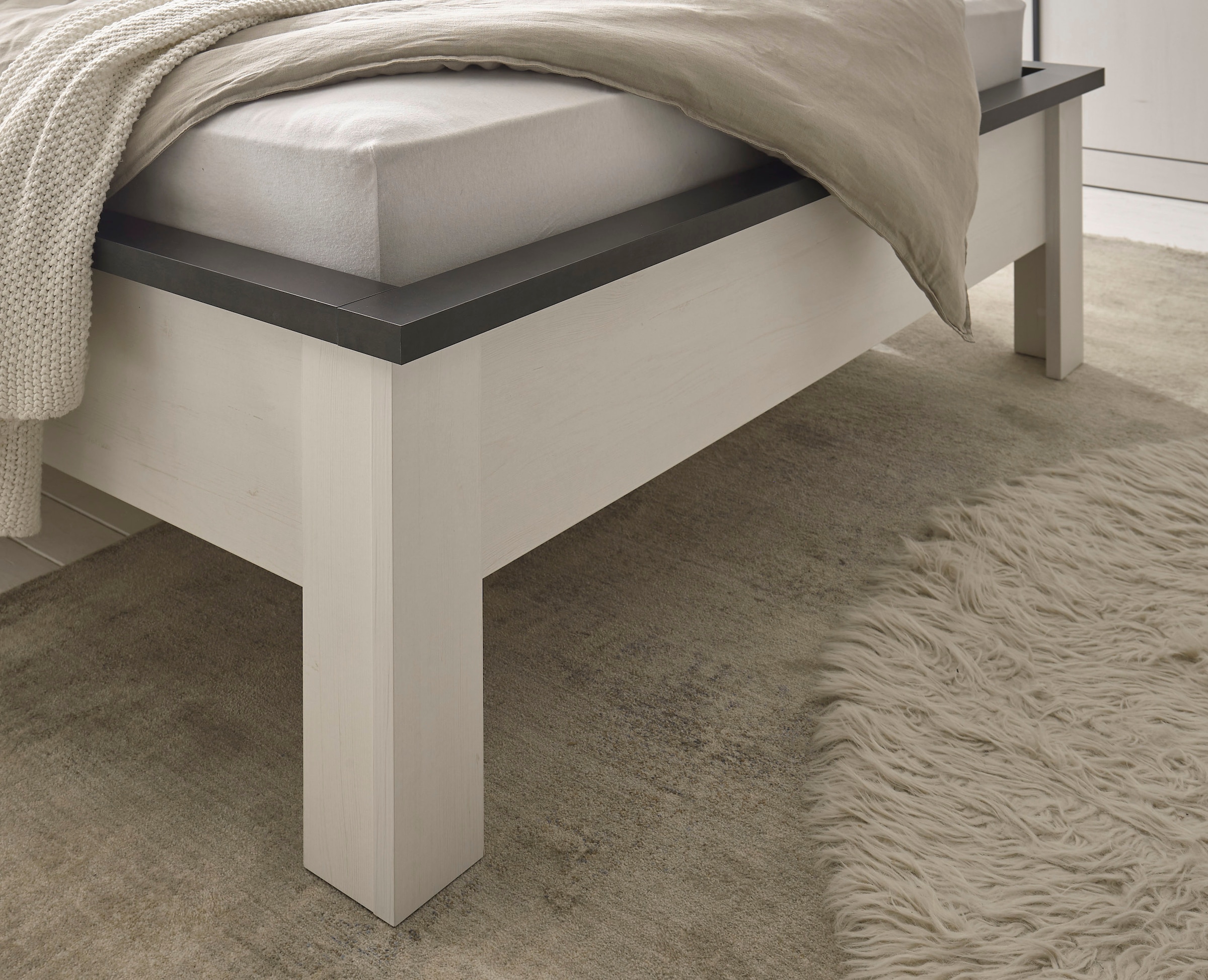 Home affaire Bettanlage »SHERWOOD« 5 Stk. tlg. Liegefläche 180/200cm, 2 Nachttische und 2 Wandpaneele