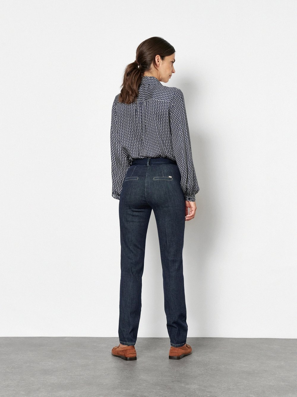 TONI Klassische Bluse »Coco« mit abnehmbarer Schluppe
