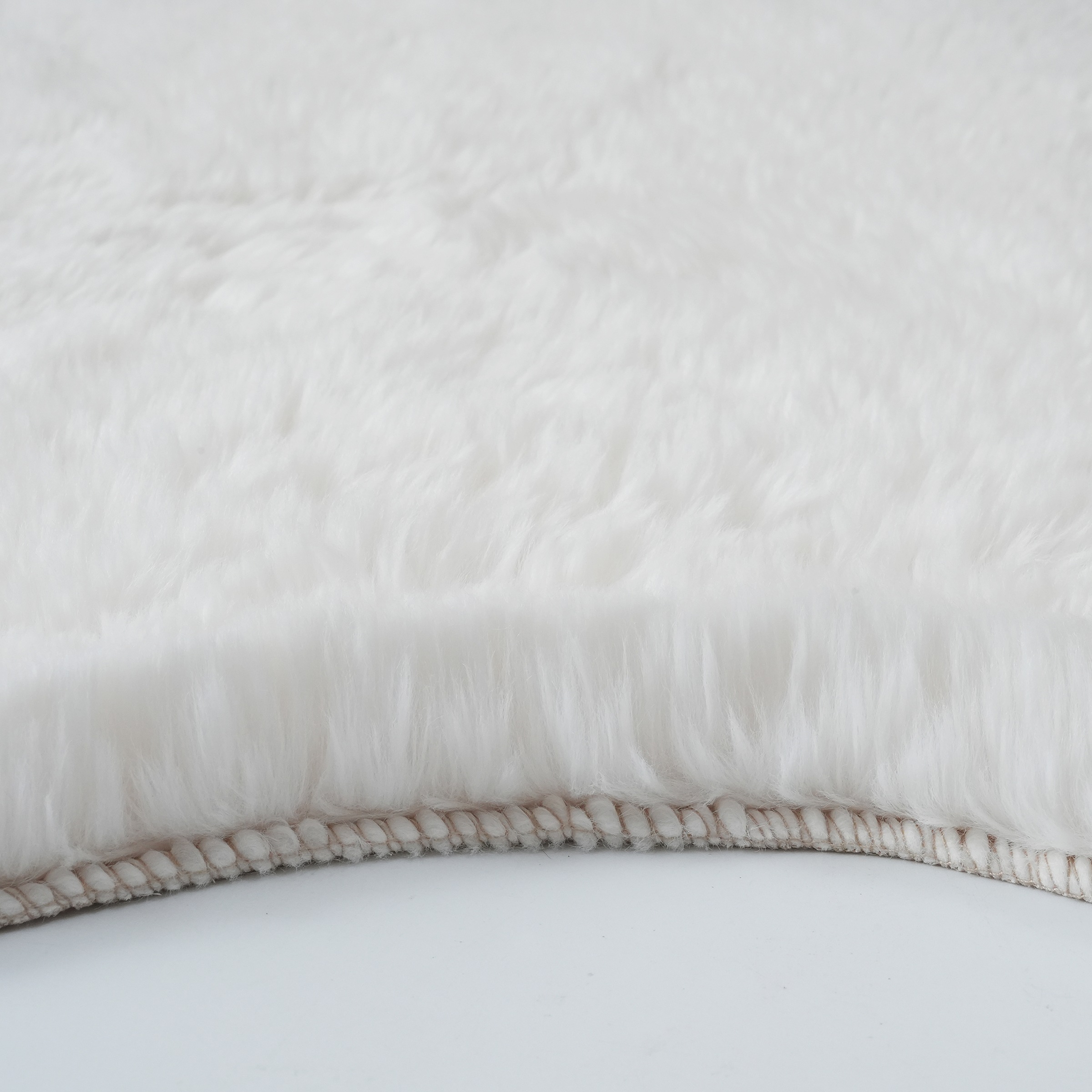 OTTO home Hochflor-Teppich »Mollin, Fellform, leichter Glanz« rechteckig 30 mm Höhe Kunstfell, Fellimitat, waschbar, flauschig, weich, Wohnzimmer