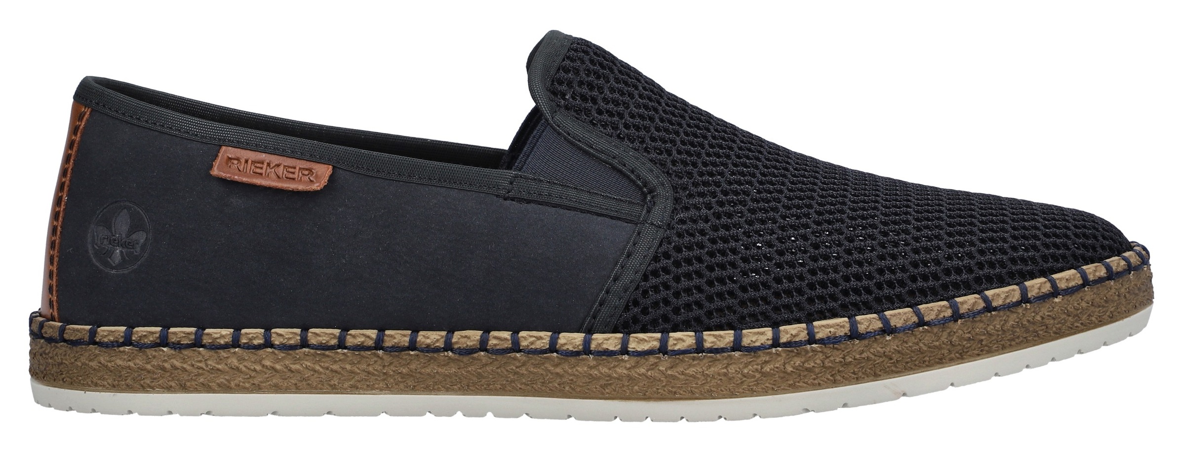 Rieker Slipper, mit modischer Laufsohle in Bast-Optik