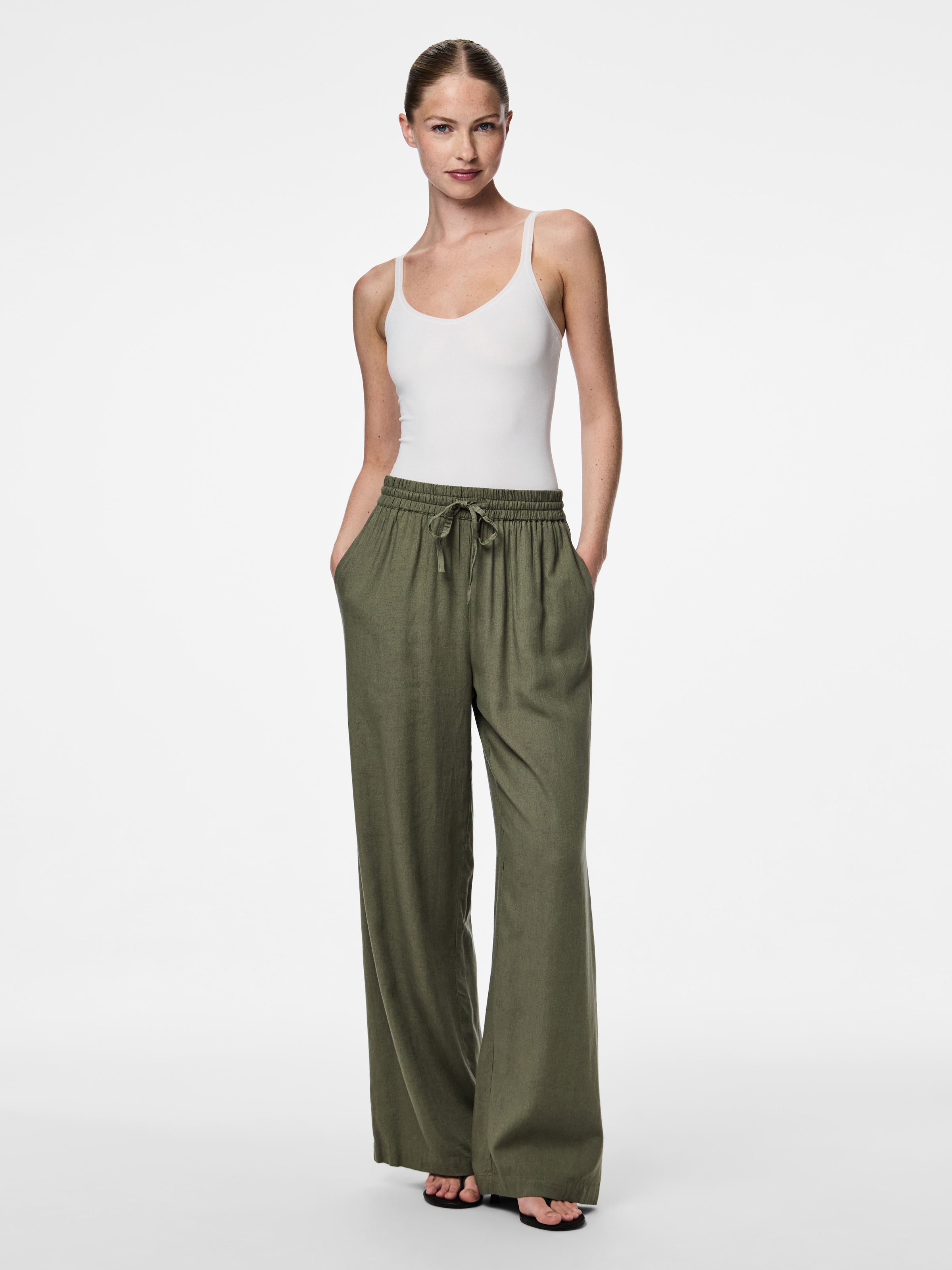 pieces Schlupfhose »PCPIA HW WIDE PANTS WVN NOOS«, mit Leinen