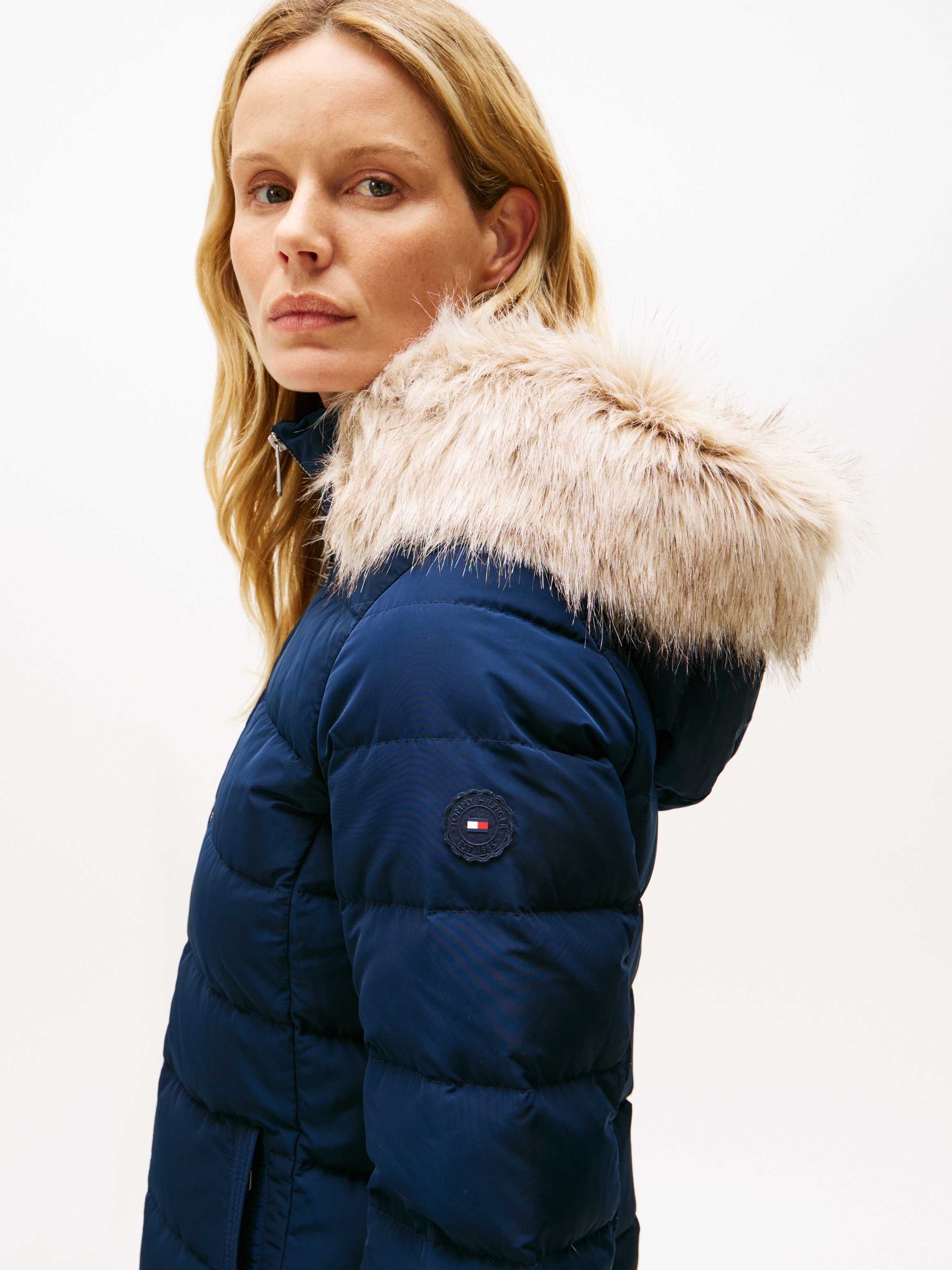Tommy Hilfiger Steppjacke »MW DOWN SLIM JACKET WITH FUR« mit Kapuze mit Fellimitat