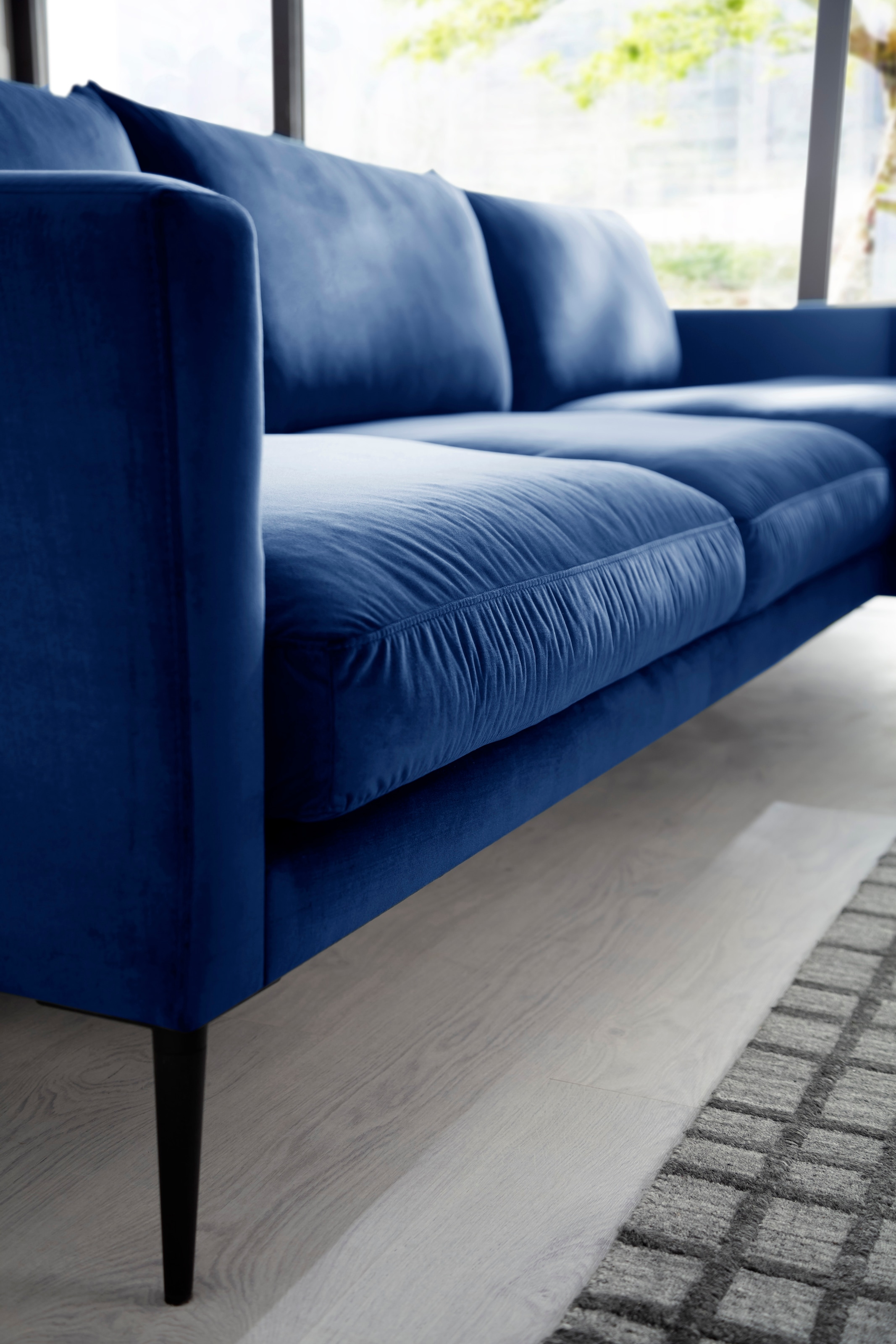 Trends by HG Polsterecke »Svea L-Form« Recamiere rechts oder links, mit Metallfuß, frei im Raum stellbar