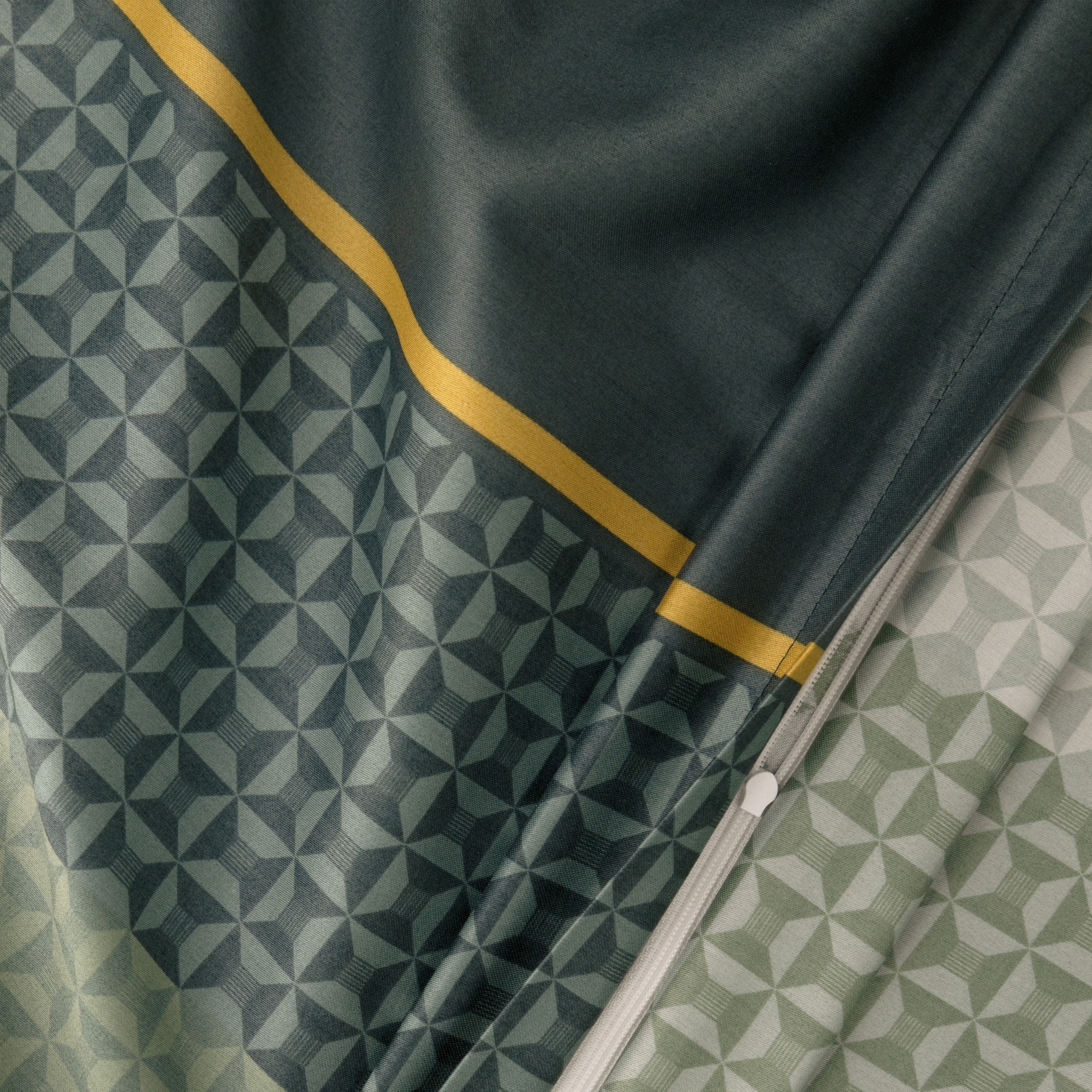 Florella Bettwäsche »Adrian pfau Edel-Satin,  100% Baumwolle«