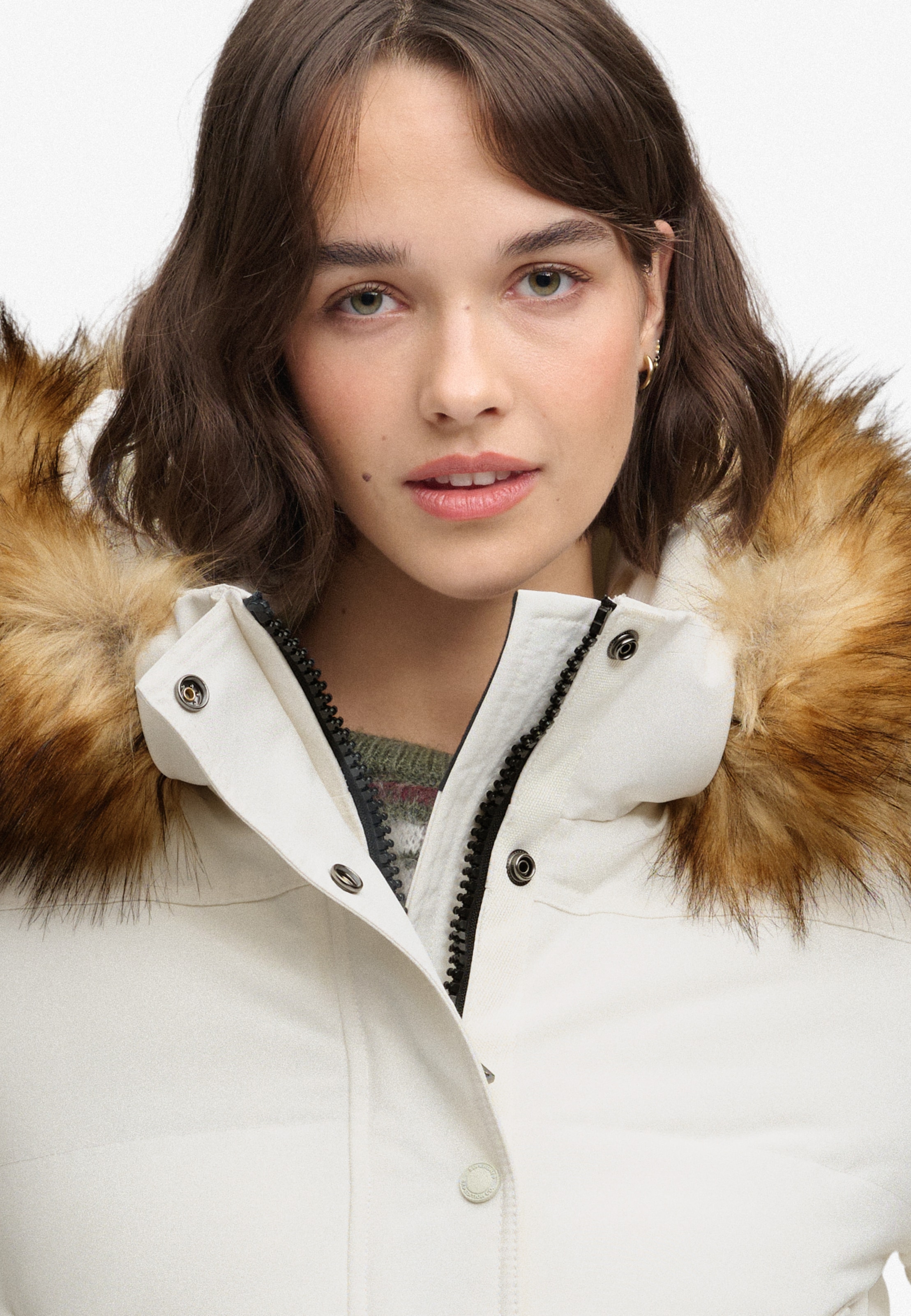 Superdry Steppjacke »EVEREST HOODED BOMBER JKT« mit Kapuze Kunstfaser, slim fit