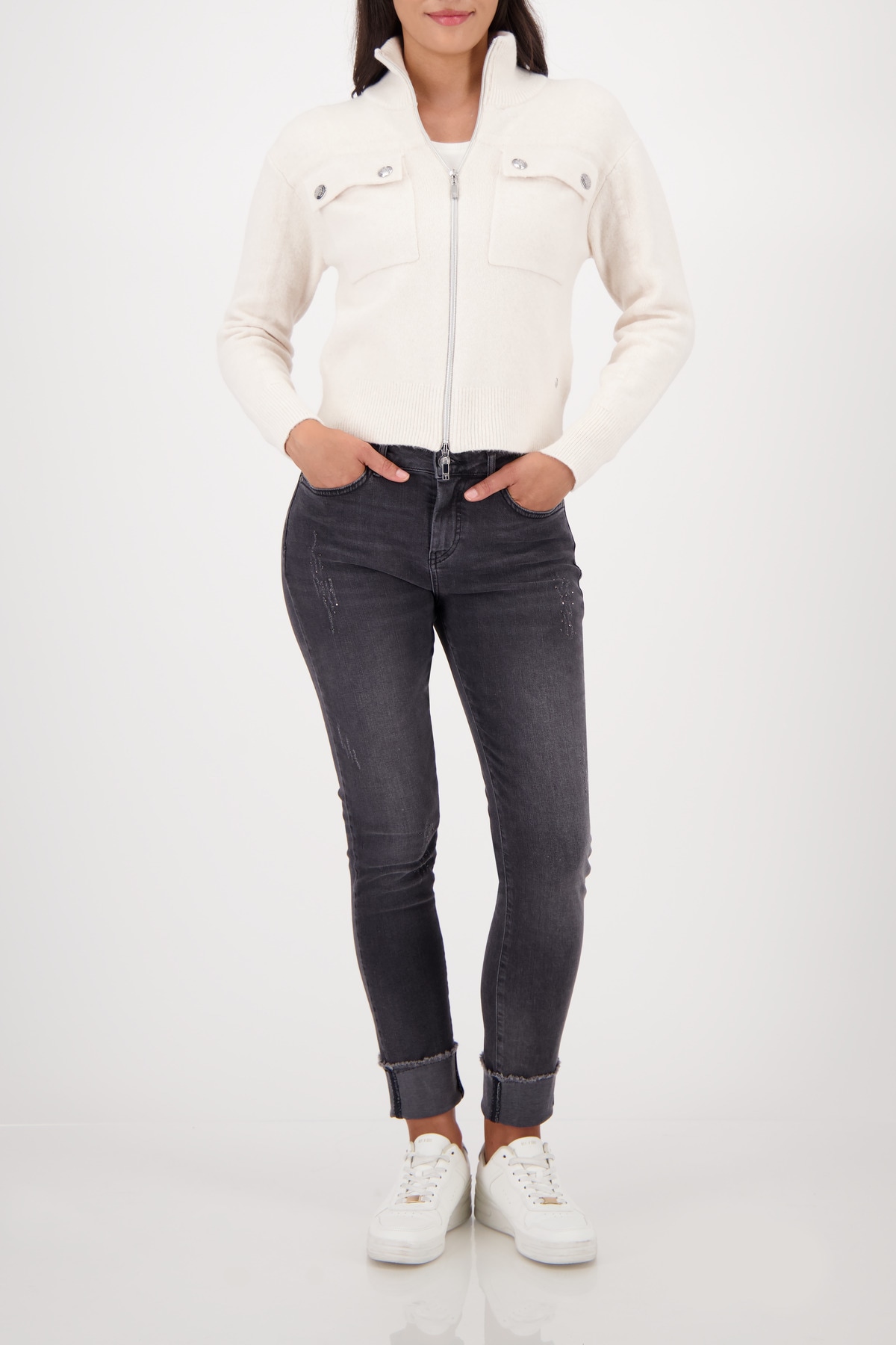 Monari Slim-fit-Jeans »Hose Jeans Nietenschmuck« Slim-fit-Passform, mit Strasssteinen