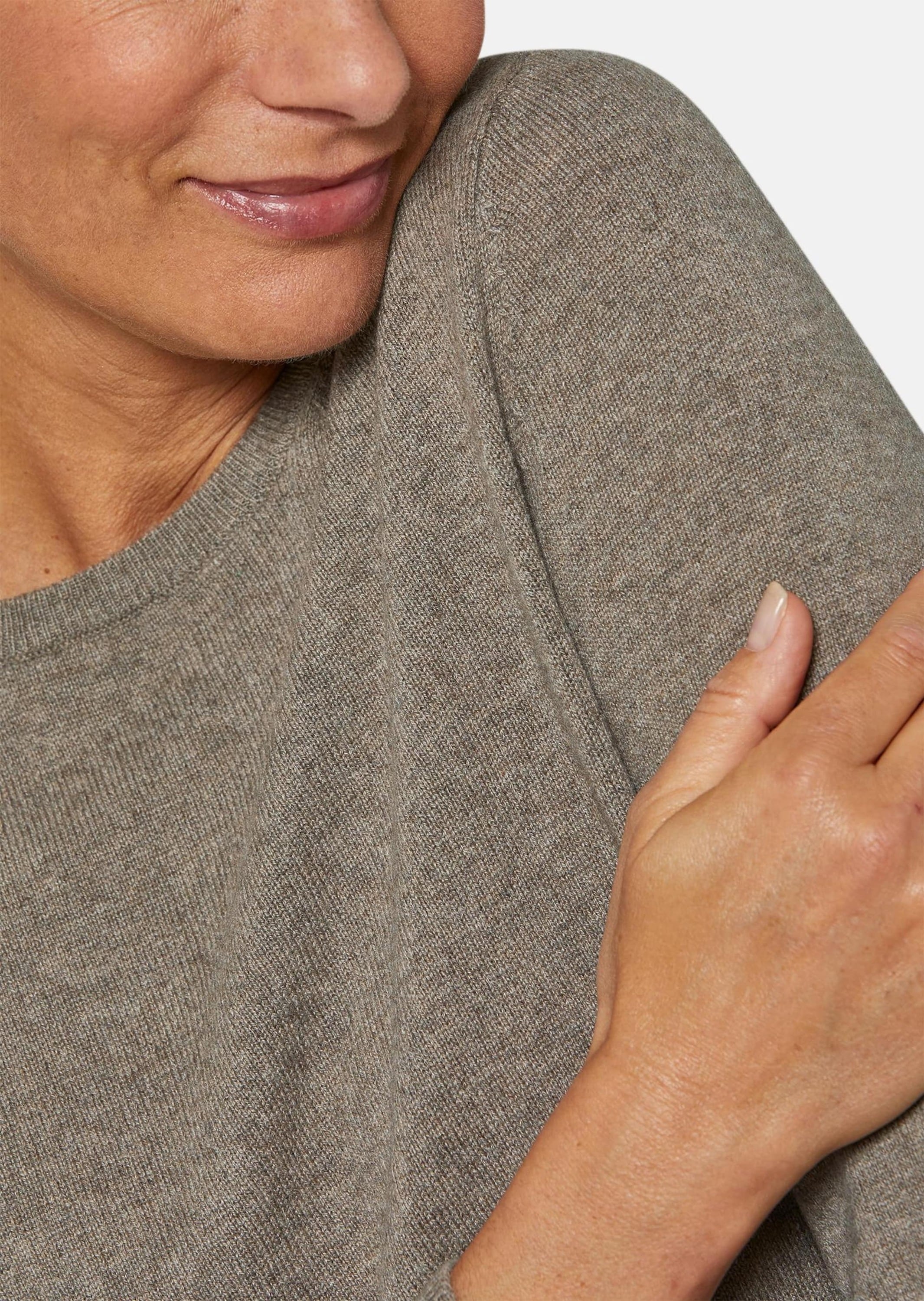 GOLDNER Strickpullover »Kurzgröße Feinstrickshirt mit U-Boot-Ausschnitt« keine/nicht relevant