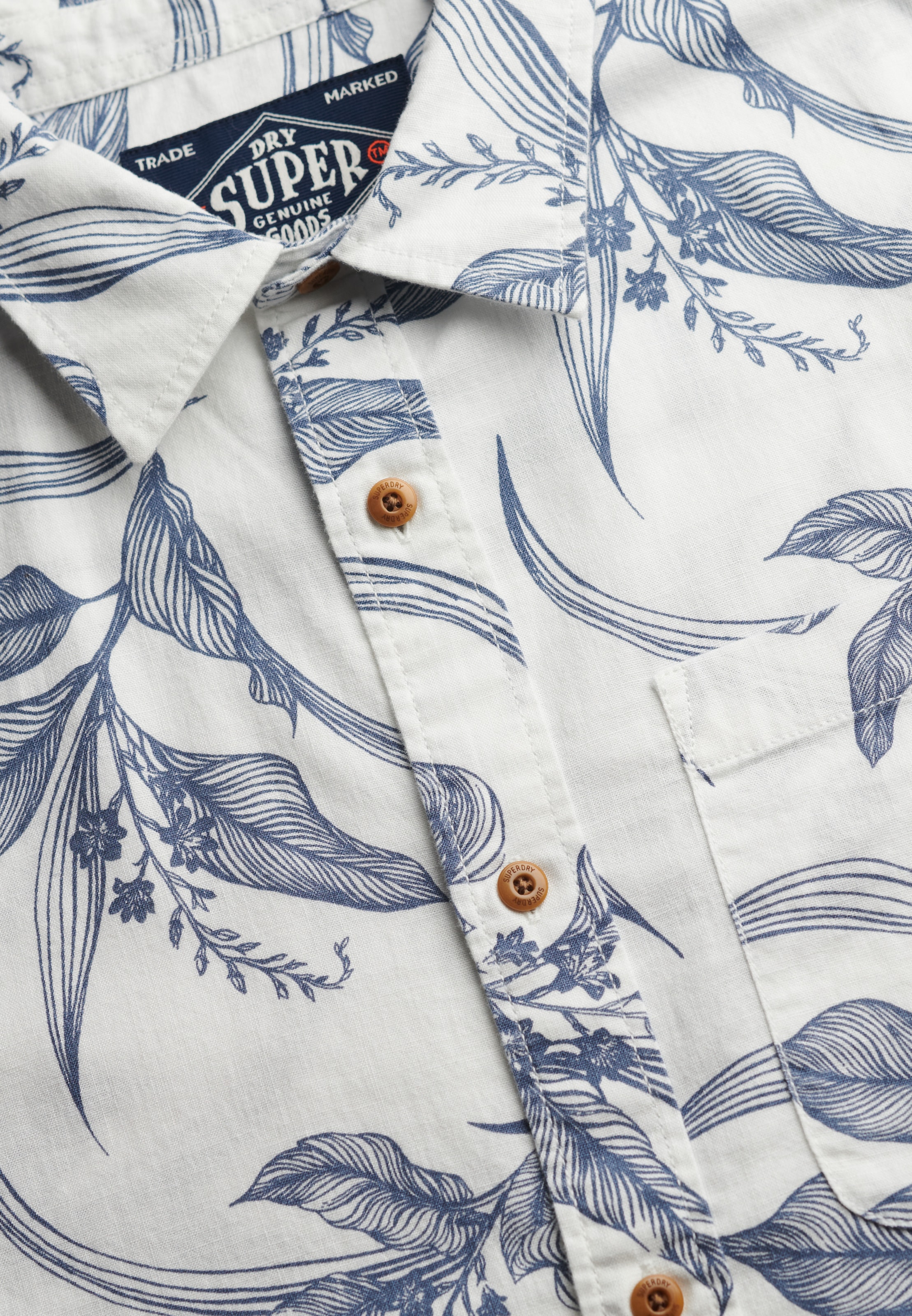 Superdry Kurzarmhemd »VINTAGE LOOM S/S SHIRT« mit sommerlich coolem Hawaii-Blumen-Print