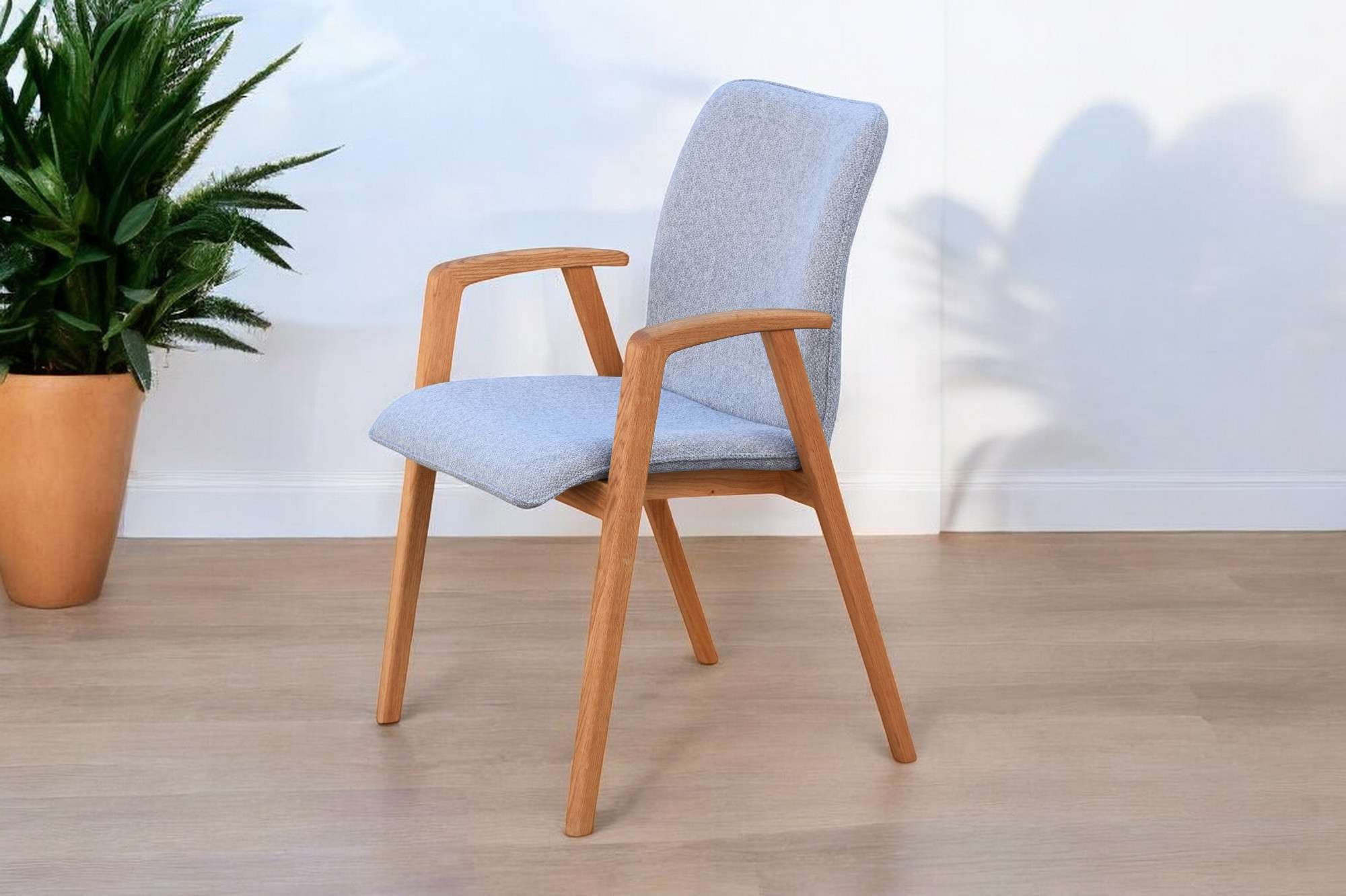 OTTO home Armlehnstuhl »Loreen Esszimmerstuhl, Polsterstuhl, Designstuhl« (Set) 2 Stk.mit Massivgestell, hochwertig gearbeitet, Armlehnen, stilvoll, bequem