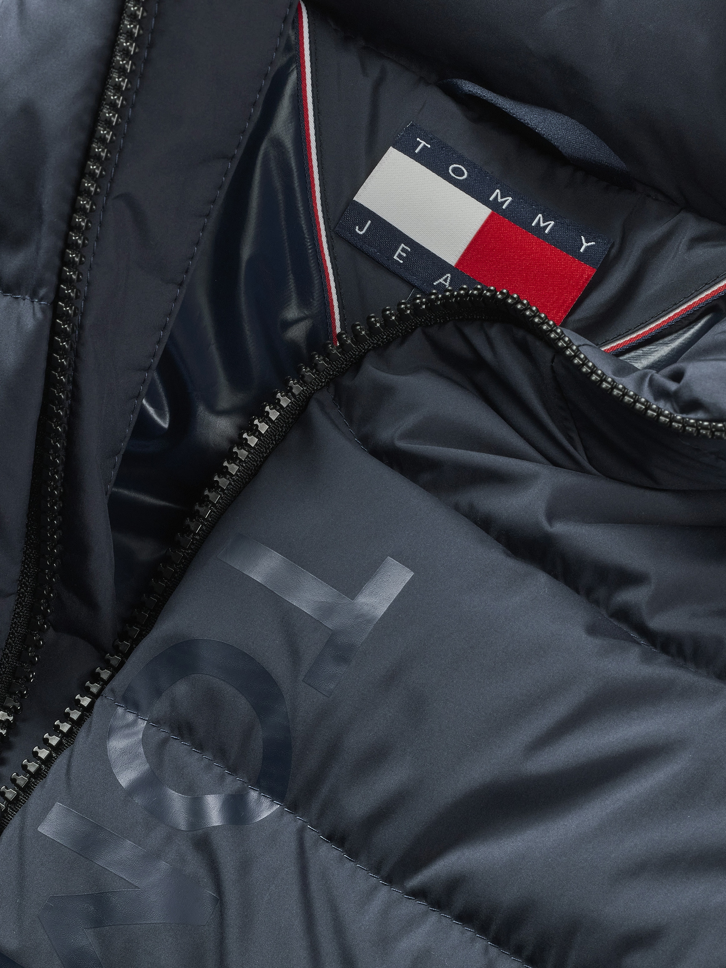 Tommy Jeans Steppjacke »TJM LT DOWN PRINTED JACKET«, mit Daunenwattierung