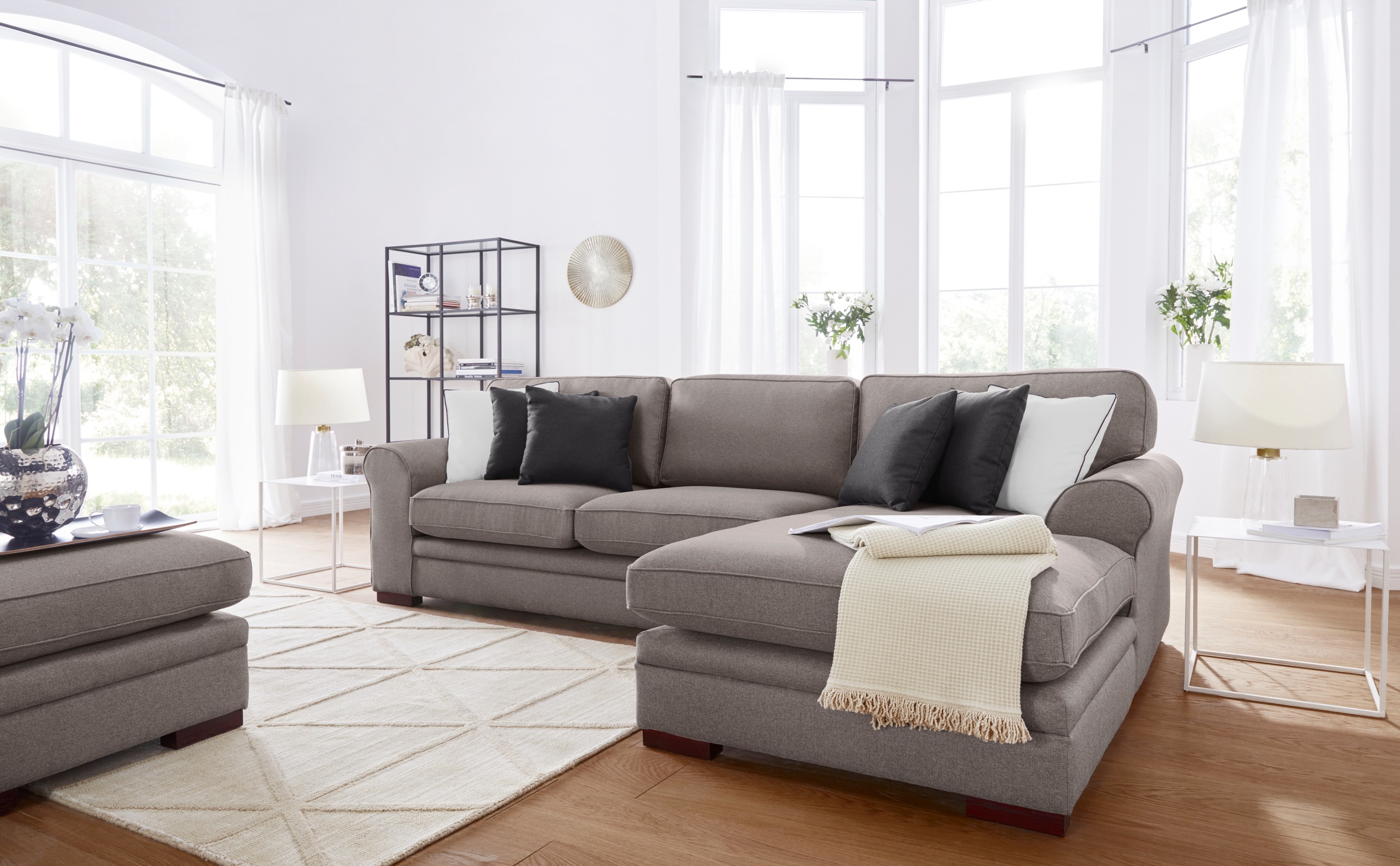 Home affaire Ecksofa »Broughton L-Form«, weicher Sitzkomfort, incl. 4 Zierkissen, Keder