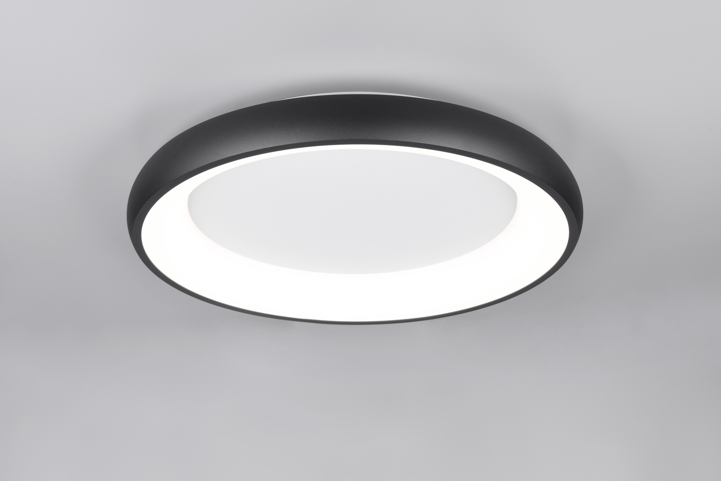 TRIO Leuchten LED Deckenleuchte »CARDONA, runde LED Deckenlampe Büro, Ø 62cm, 4400 Lumen 38W, dimmbar« LED-Board 1 Stk. warmweiß - kaltweiß CCT - Lichtfarbe einstellbar 2300/3000/4000K, auch Wandmontage möglich