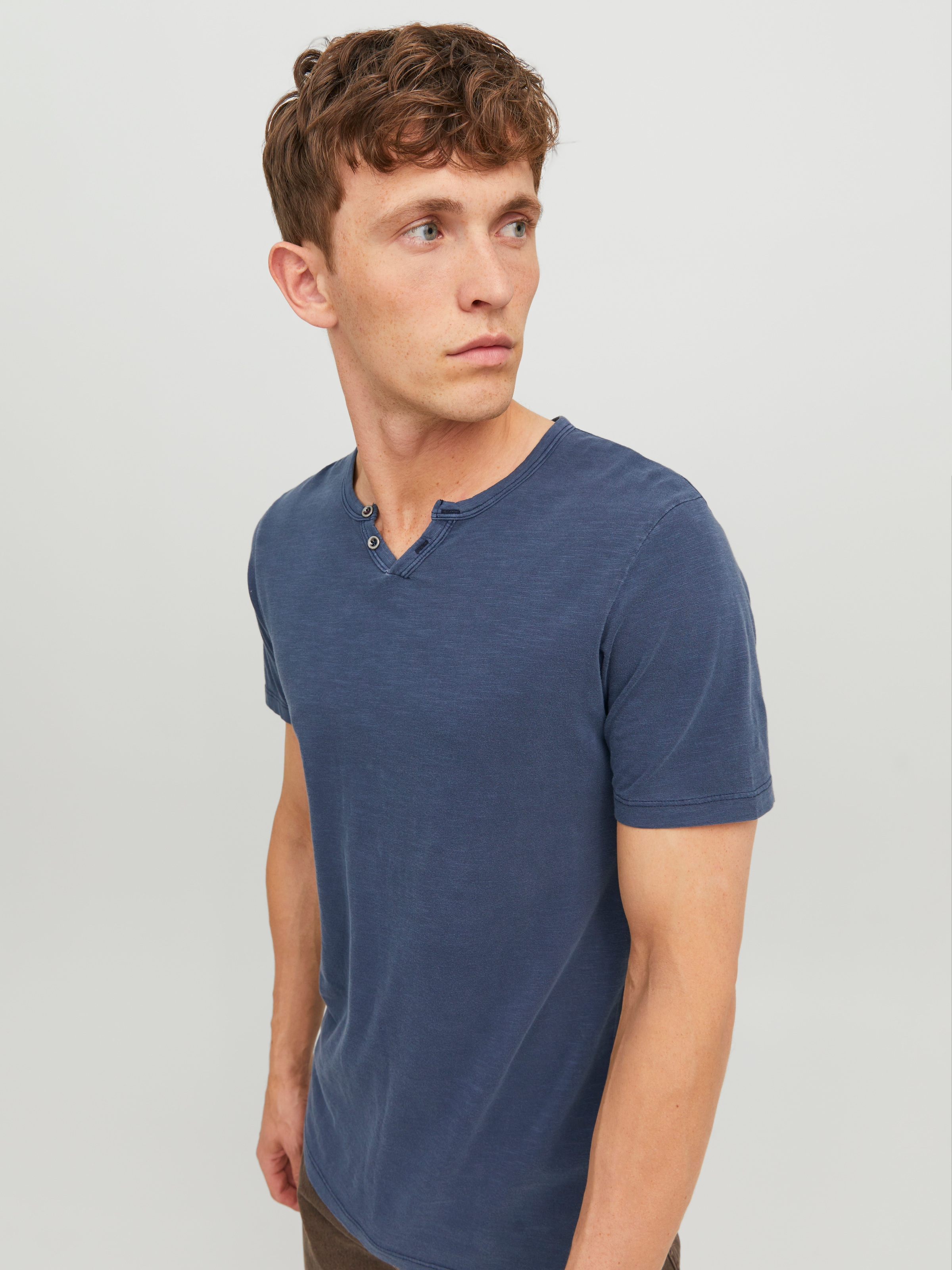 Jack & Jones T-Shirt »SPLIT NECK TEE«
