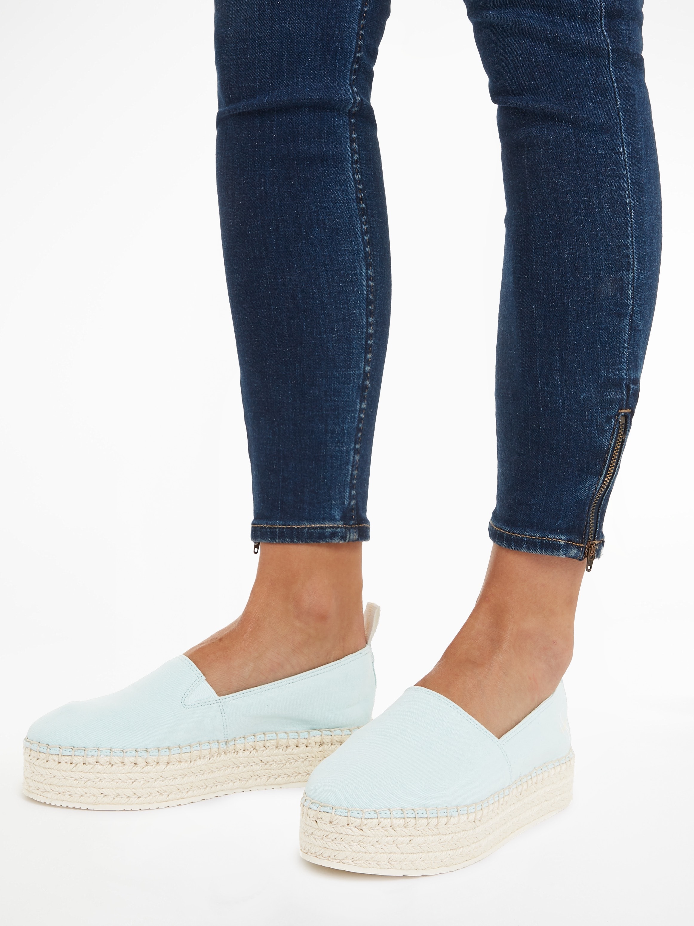 Calvin Klein Jeans Espadrille »PLATFORM ESPADRILLE ML BTW«, Sommerschuh, Slipper, Strandschuh mit Jute Plateausohle