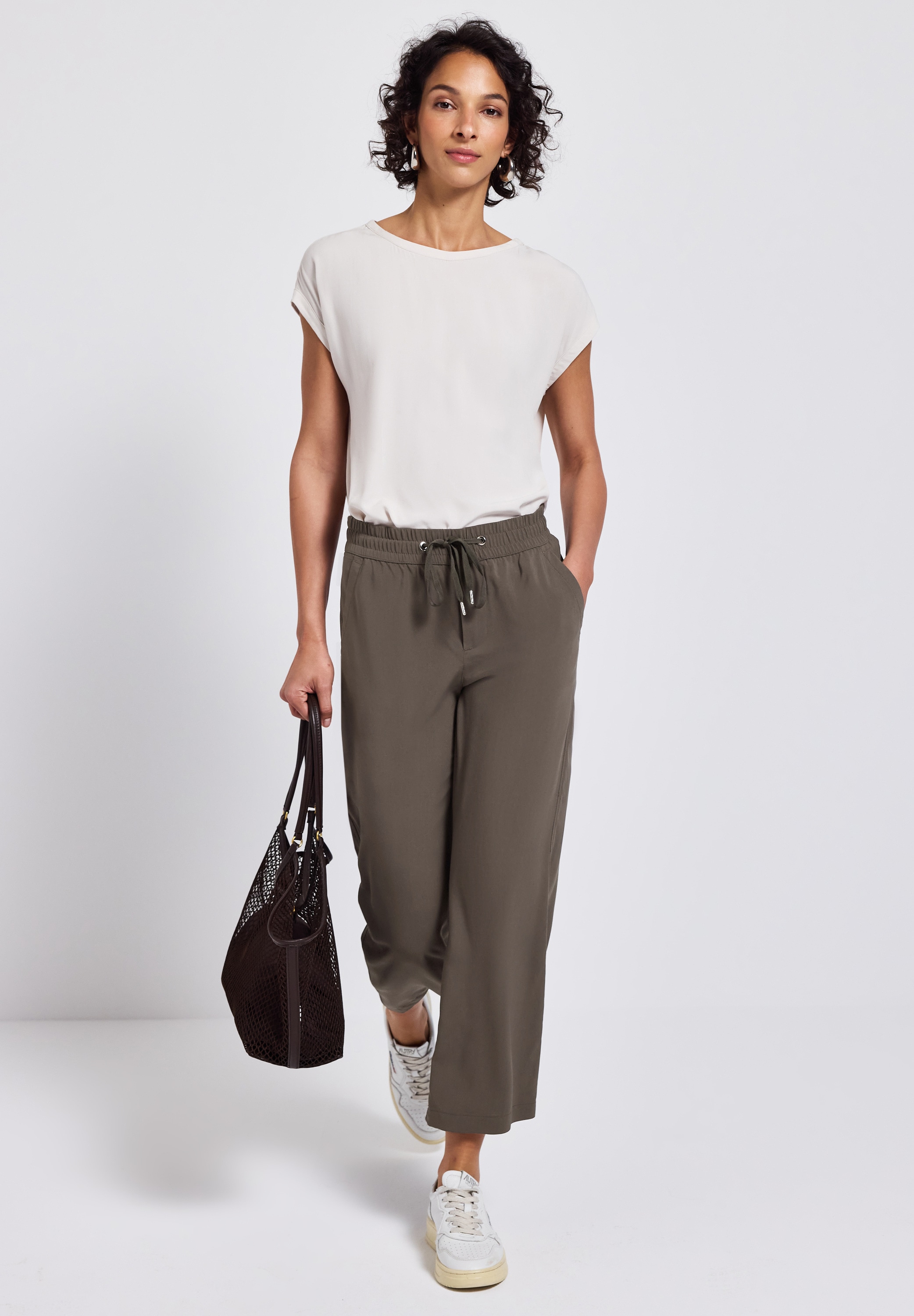 STREET ONE Stoffhose »Style Emee«, mit elastischem Bund mit Tunnelzug