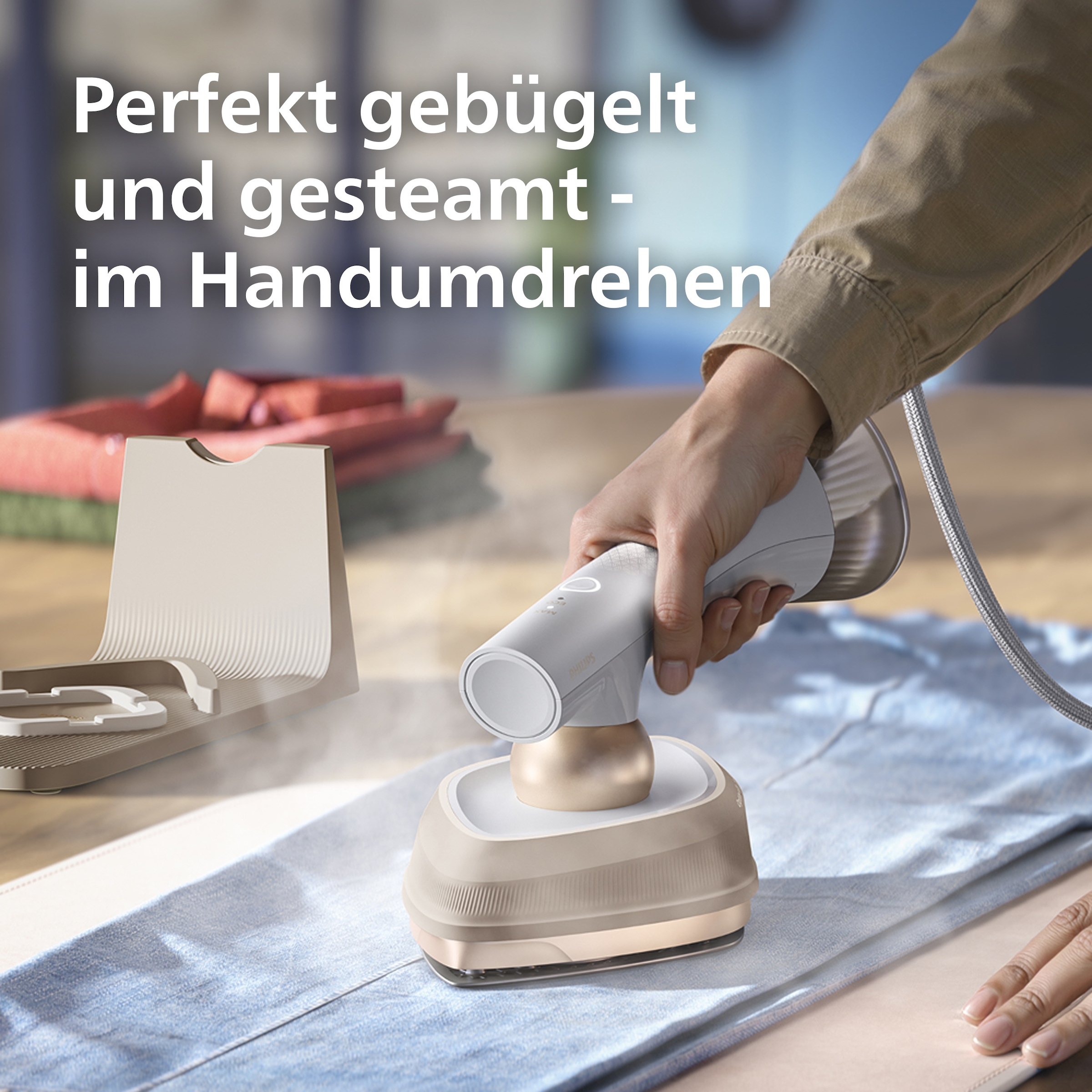 Philips Dampfbügeleisen »GC213/10 OneTurn 2-in-1 Bügeleisen & Steamer, StyleMat & Dock inkl.« 1800 W SteamGlide Plus, 200ml Wasserbehälter und 90 g Dampfstoß