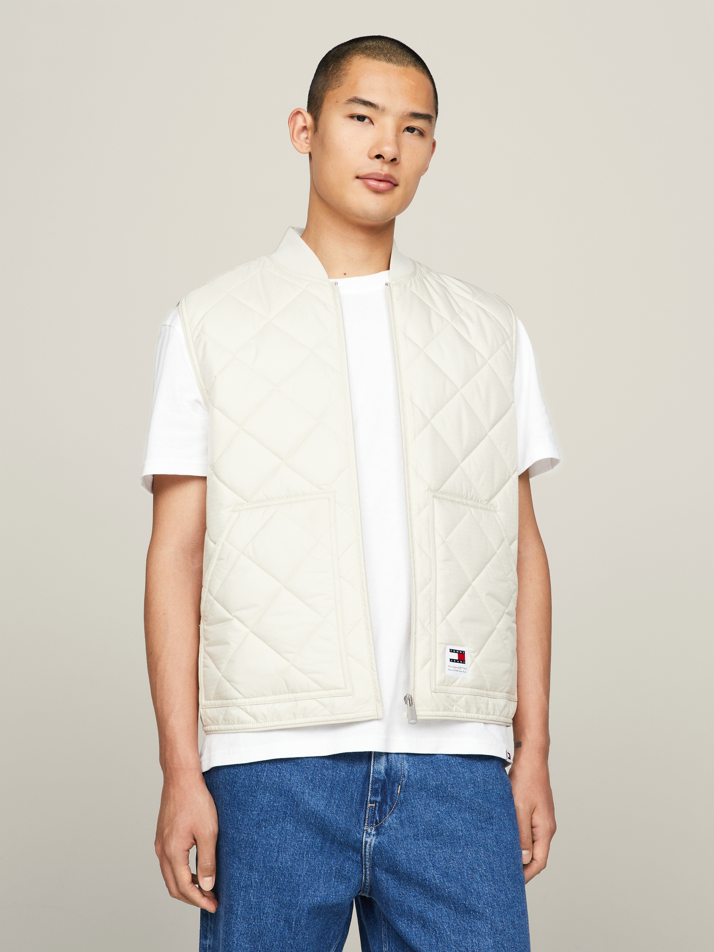 Tommy Jeans Steppweste »TJM REG ENTRY VEST«, mit modischem Rautenmuster