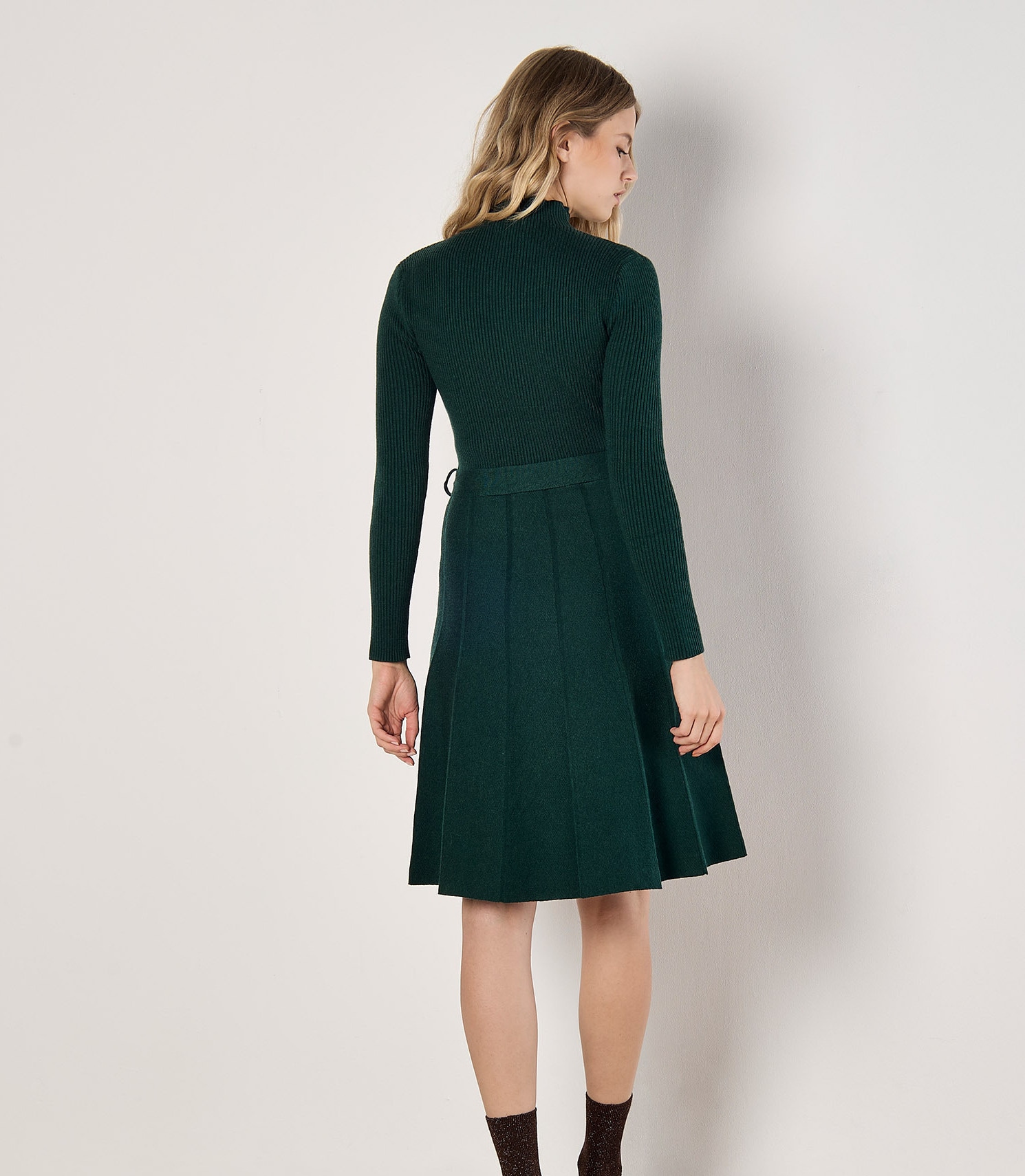 Apricot Strickkleid »Minikleid« 2 Stk. tlg. mit Faltenrock