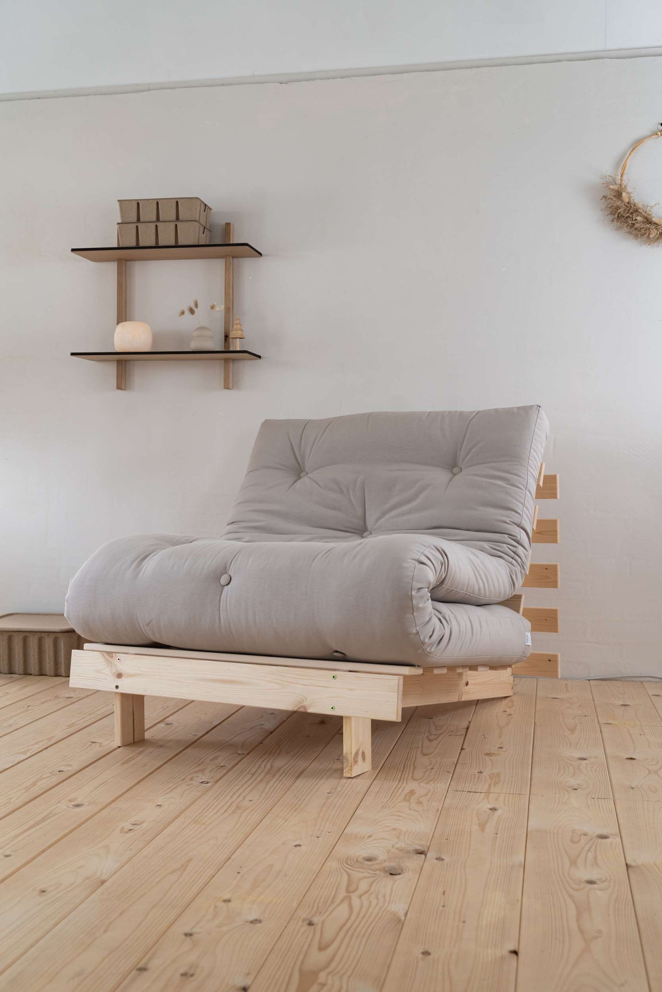Karup Design Daybett »Roots Schlafsofa, Gästebett, Sofa inkl. Futonmatratze«, Liegefläche 90/140/160 x200 cm, FSC® zertifizierte Kiefer