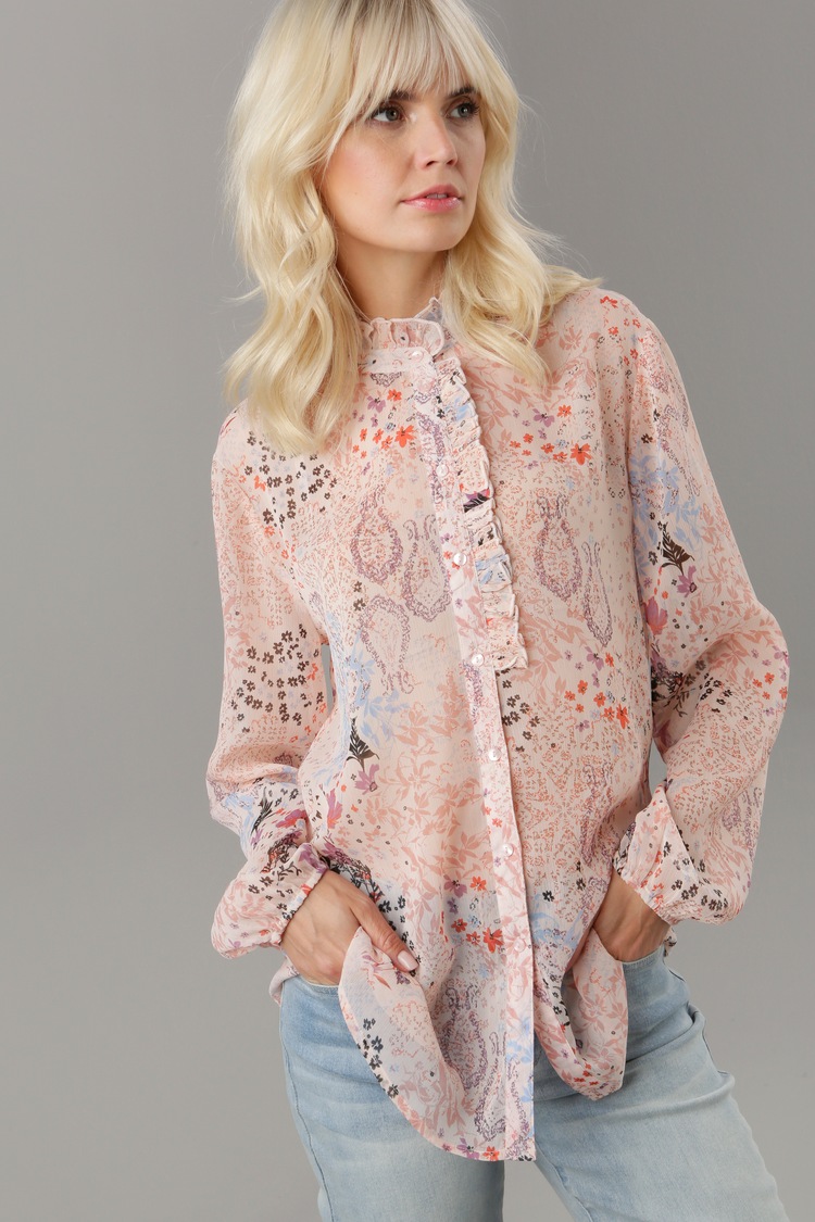 Rüschenbluse, aus leicht transparentem Chiffon