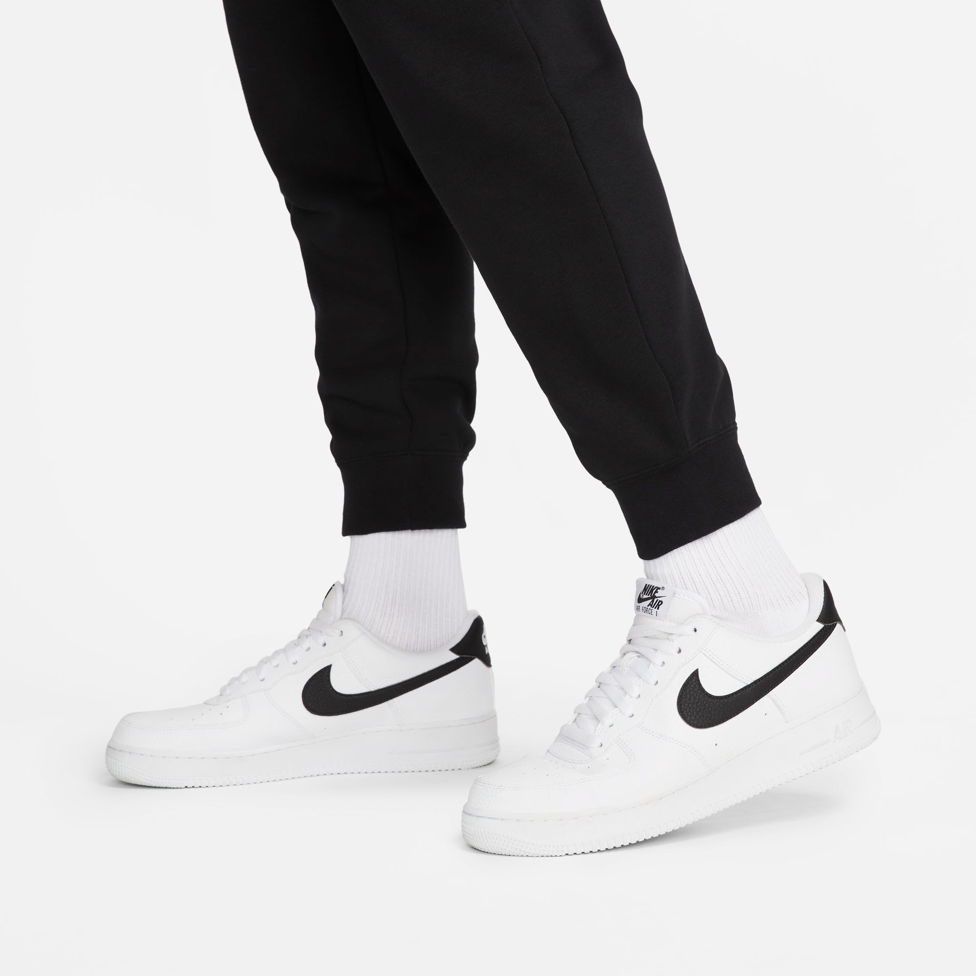 Nike Sportswear Jogginghose »CLUB FLEECE WOMEN'S MID-RISE JOGGERS«