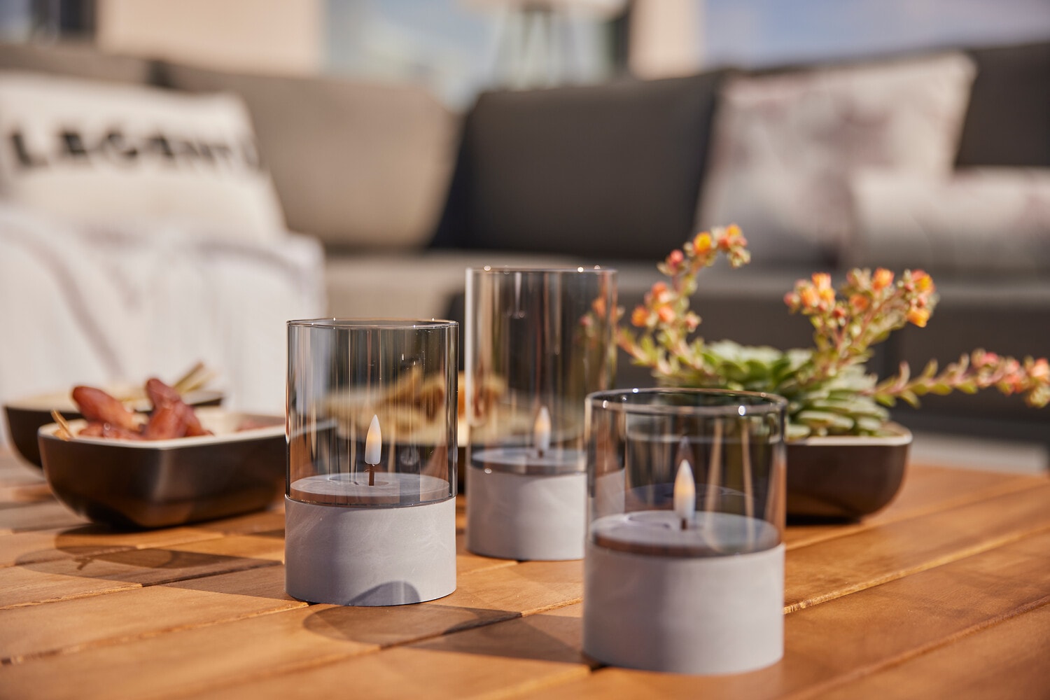 Brilliant Außen-Tischleuchte »Bougie« LED-Modul 3 Stk. Extra-Warmweiß LED-Kerzen 3er-Set, Timer, Höhe 10/12,5/15 cm, Ø 8 cm