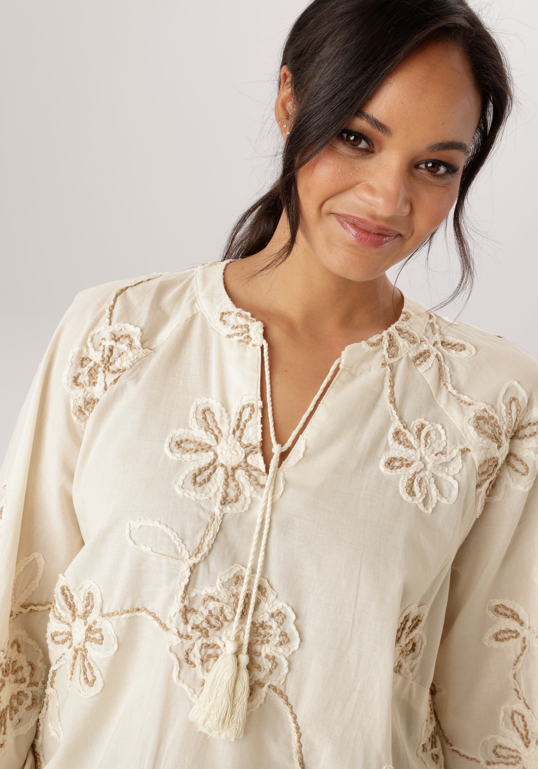 Aniston PLUS Schlupfbluse mit schöner toniger Stickerei - NEUE KOLLEKTION